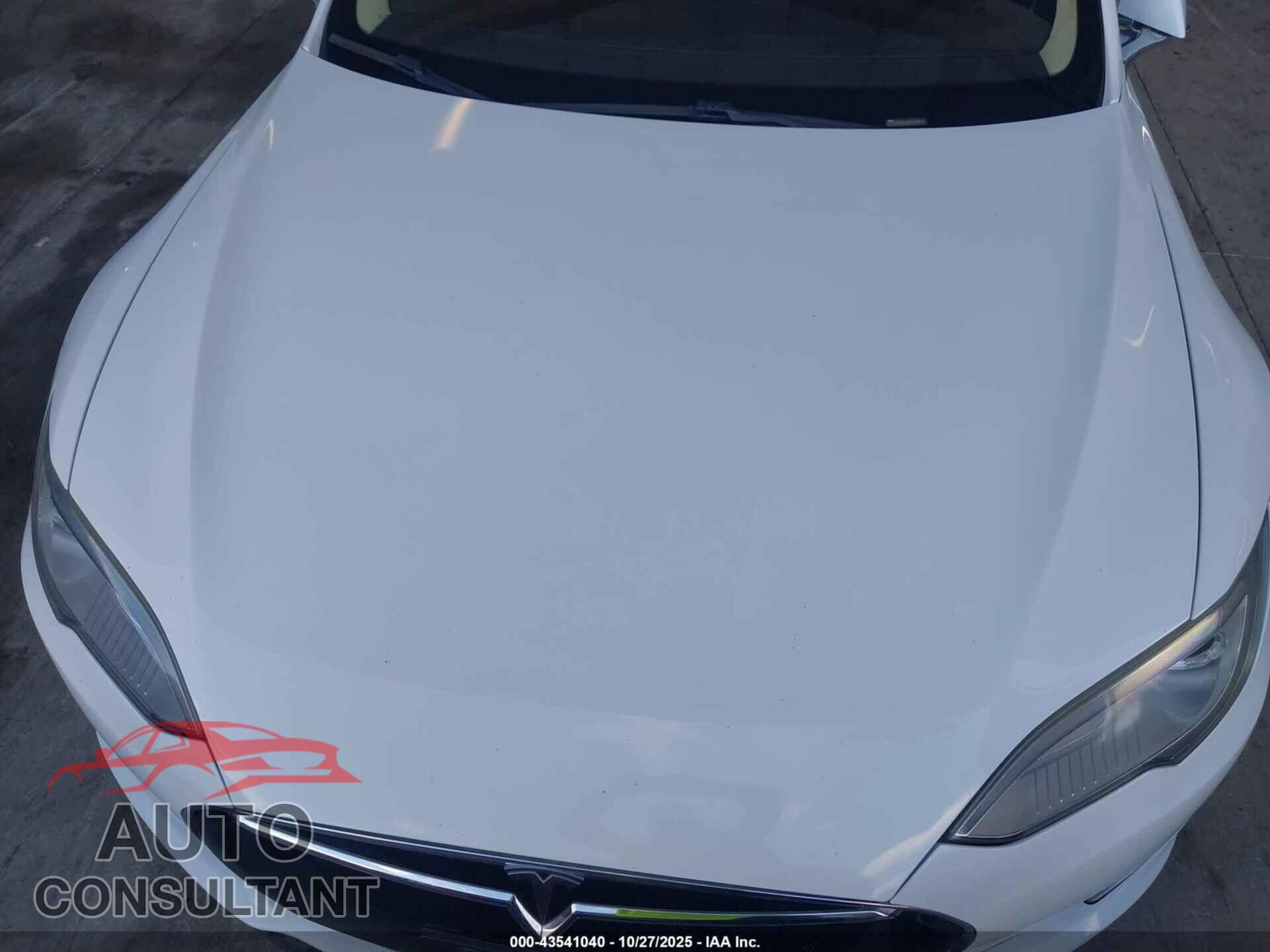 TESLA MODEL S 2013 - 5YJSA1CN2DFP05943
