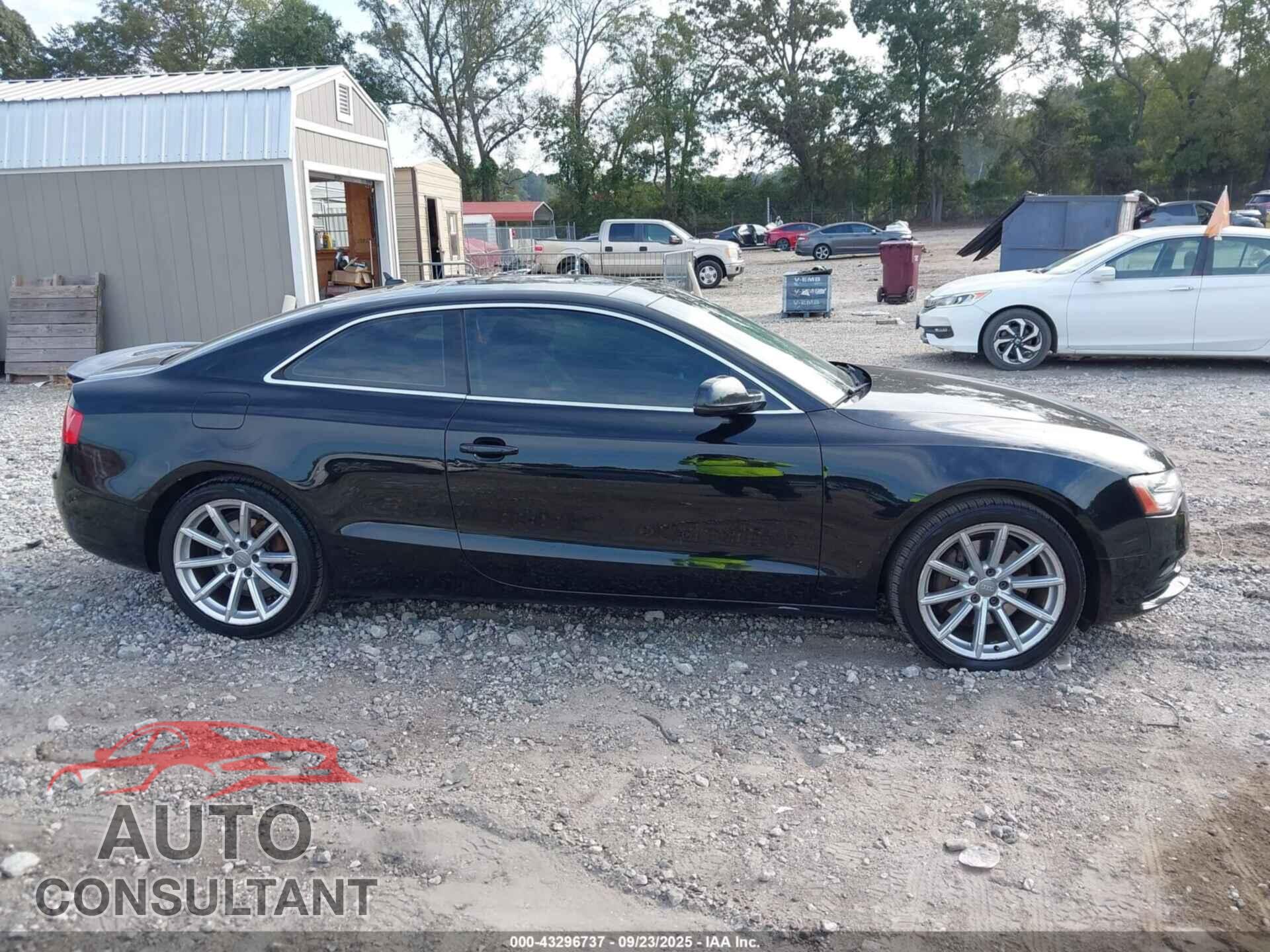 AUDI A5 2015 - WAUCFAFR8FA017247