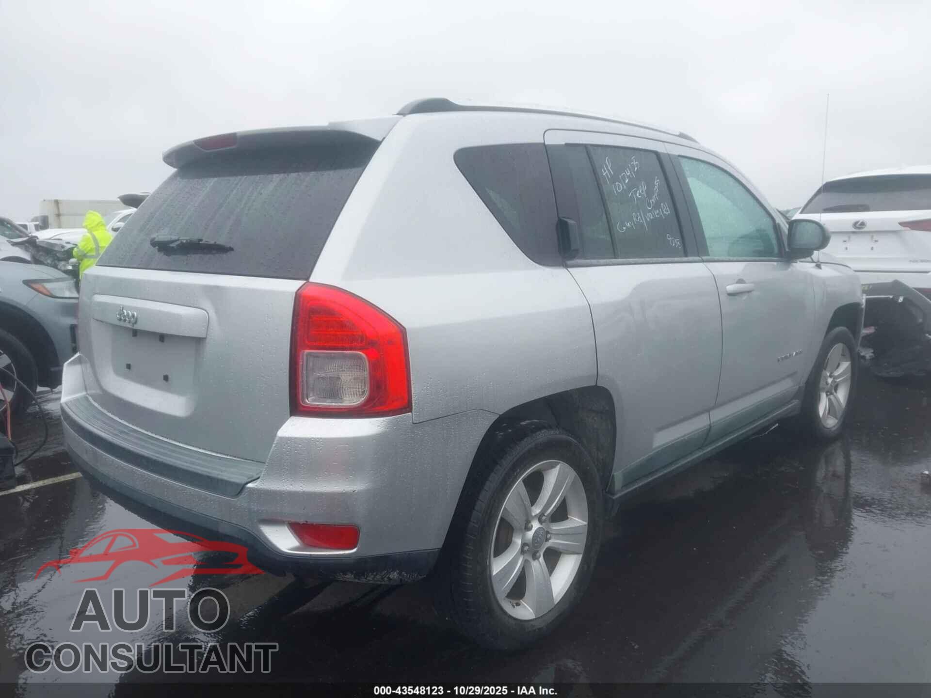 JEEP COMPASS 2011 - 1J4NT1FA4BD159855