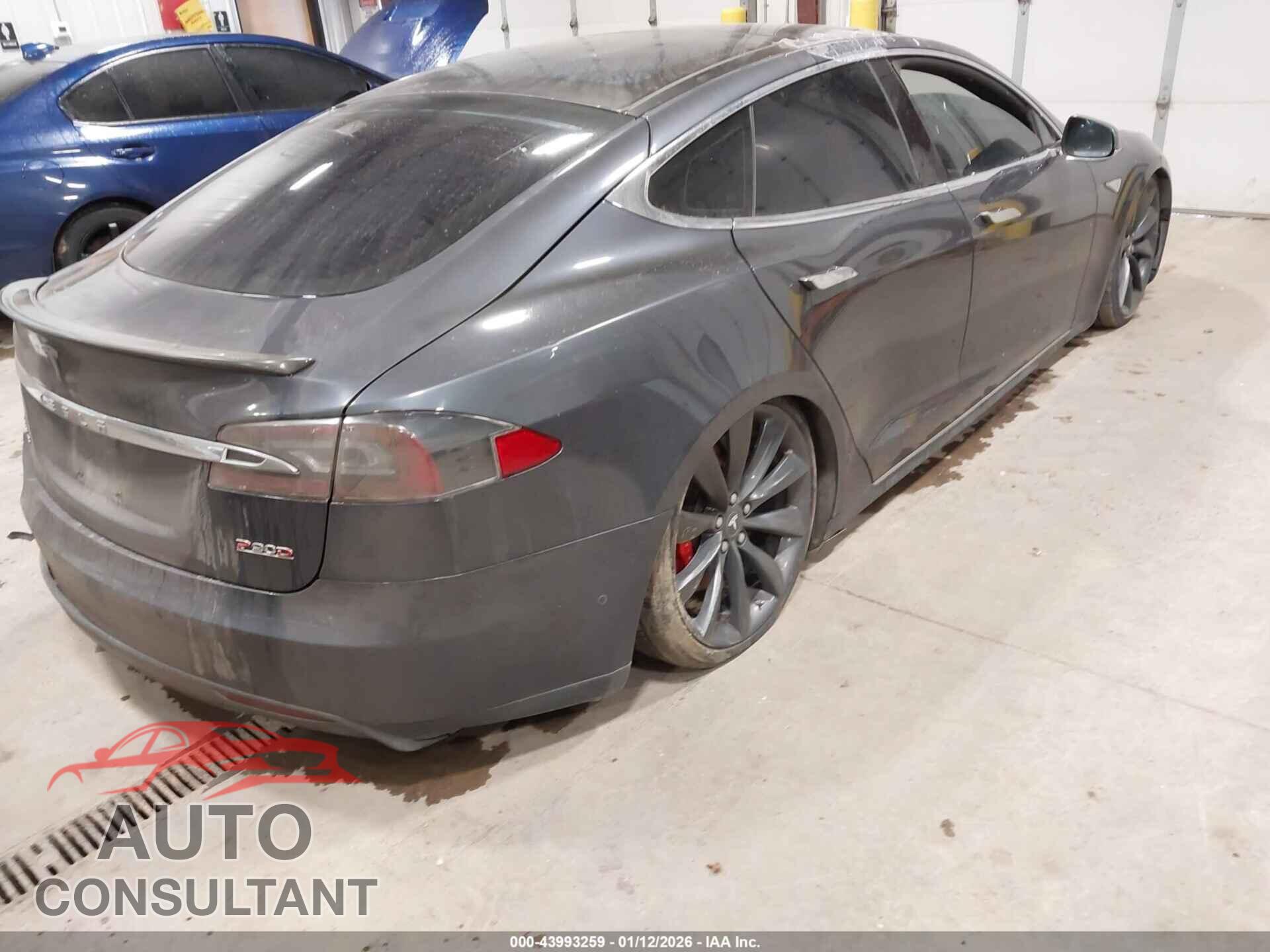 TESLA MODEL S 2015 - 5YJSA1V46FF100489