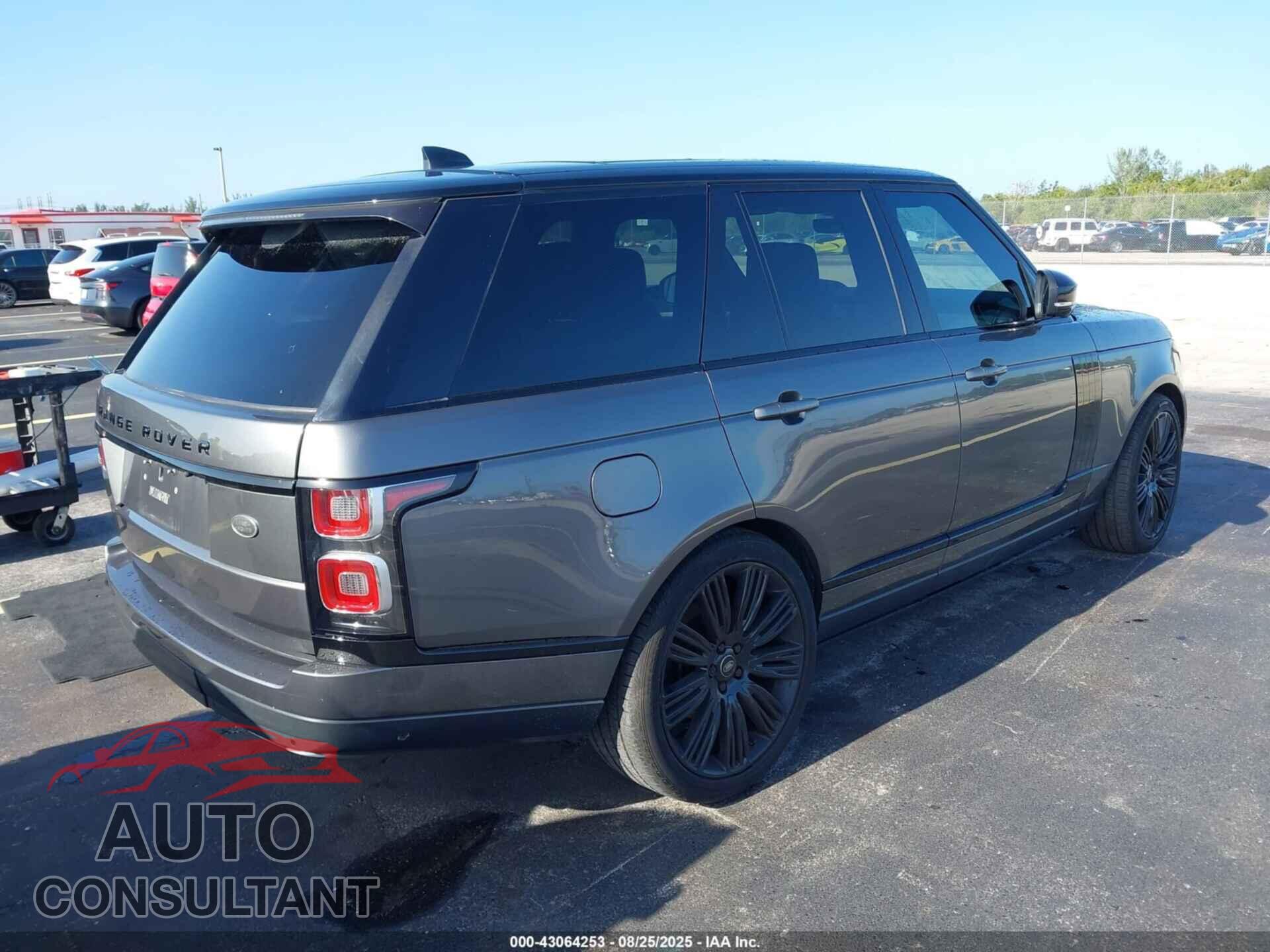 LAND ROVER RANGE ROVER 2018 - SALGS2SV8JA514745
