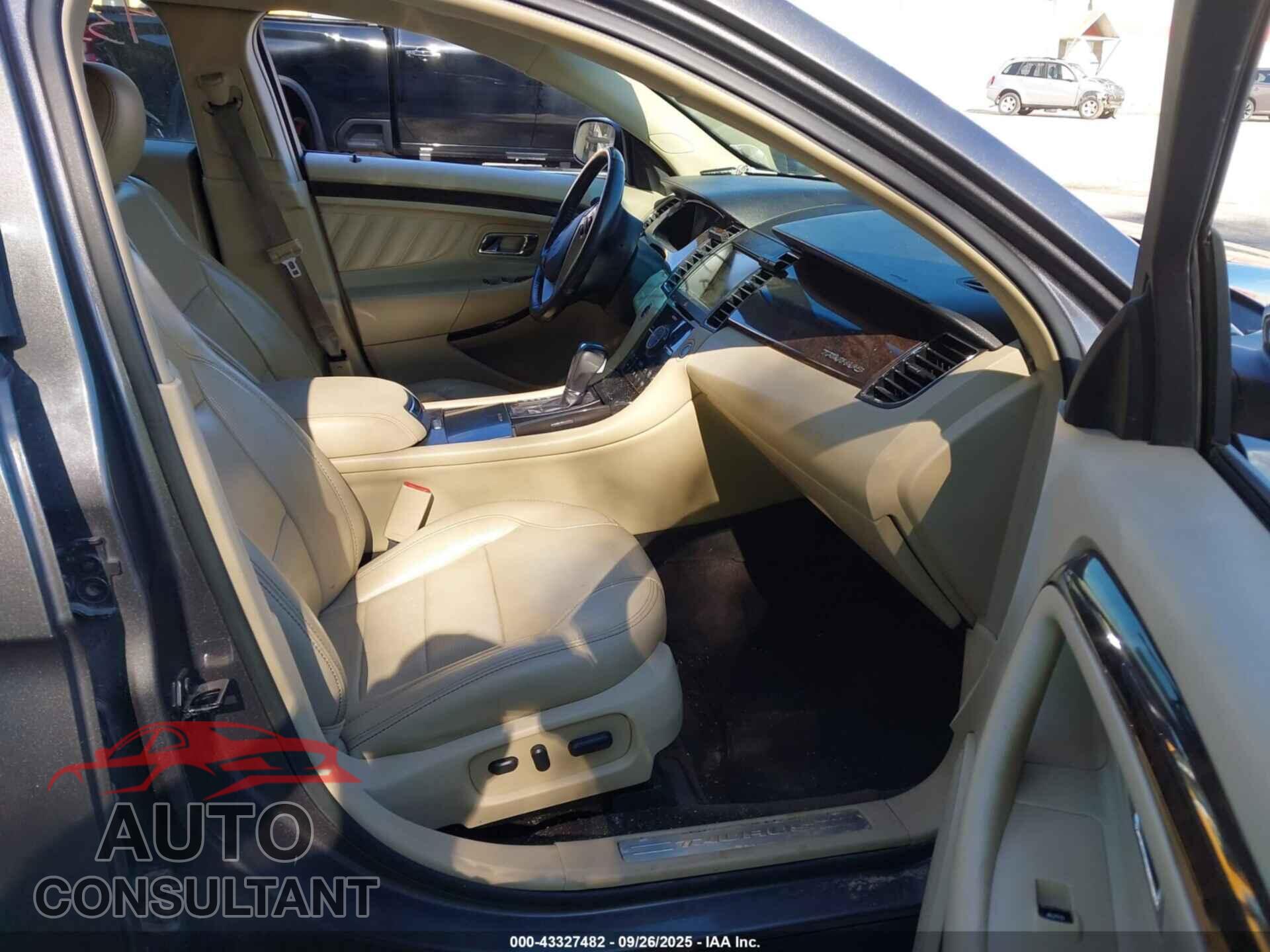 FORD TAURUS 2013 - 1FAHP2F82DG131148