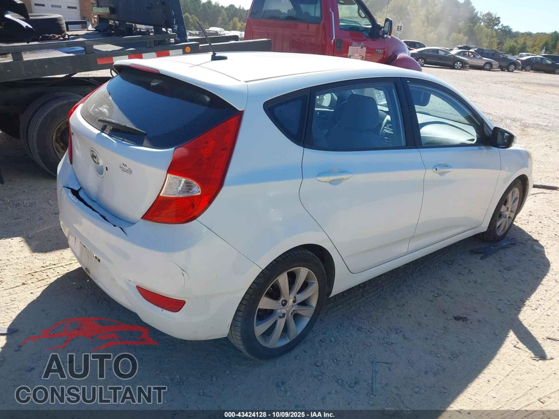 HYUNDAI ACCENT 2013 - KMHCU5AEXDU097453