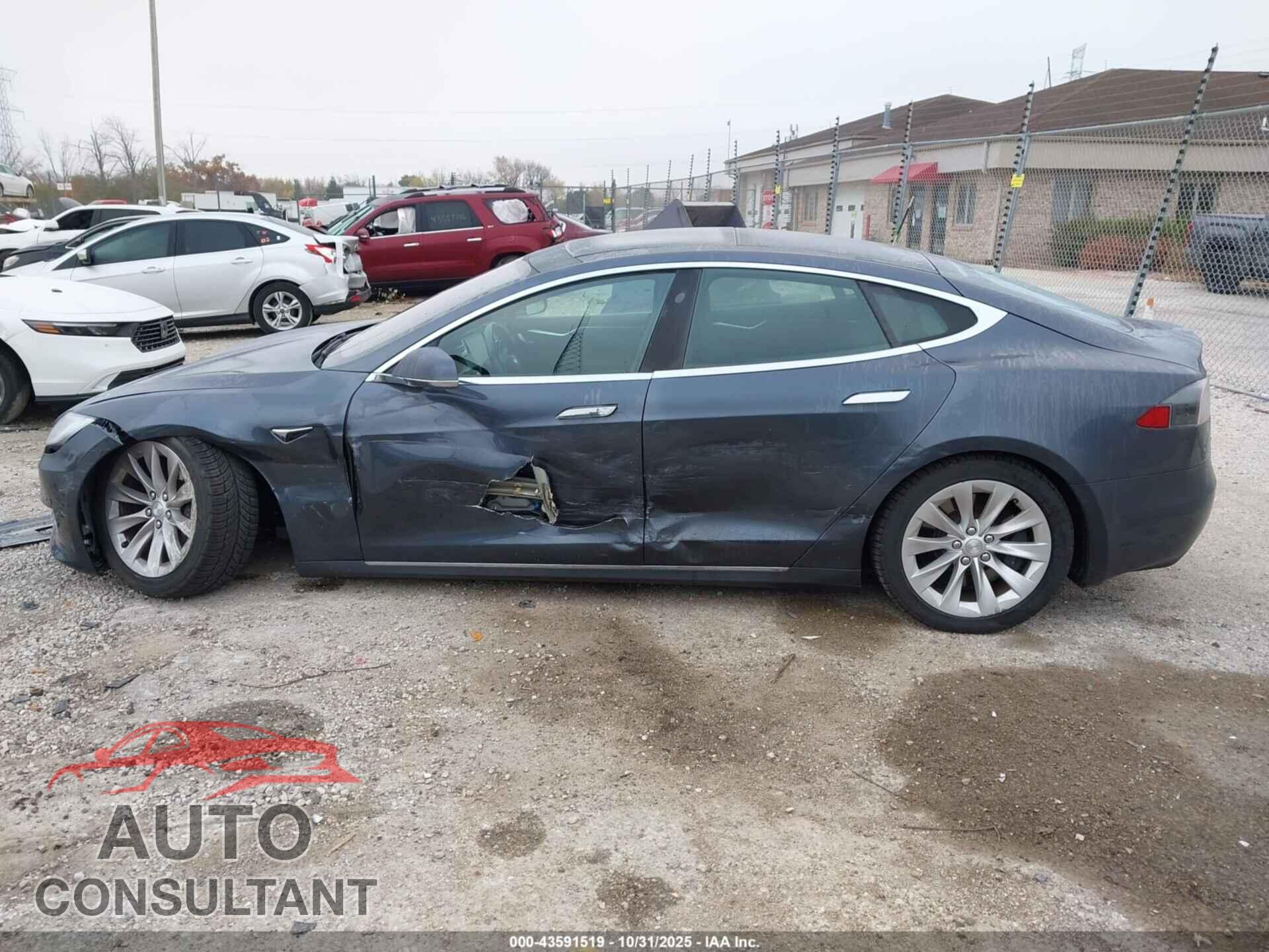 TESLA MODEL S 2017 - 5YJSA1E25HF176402