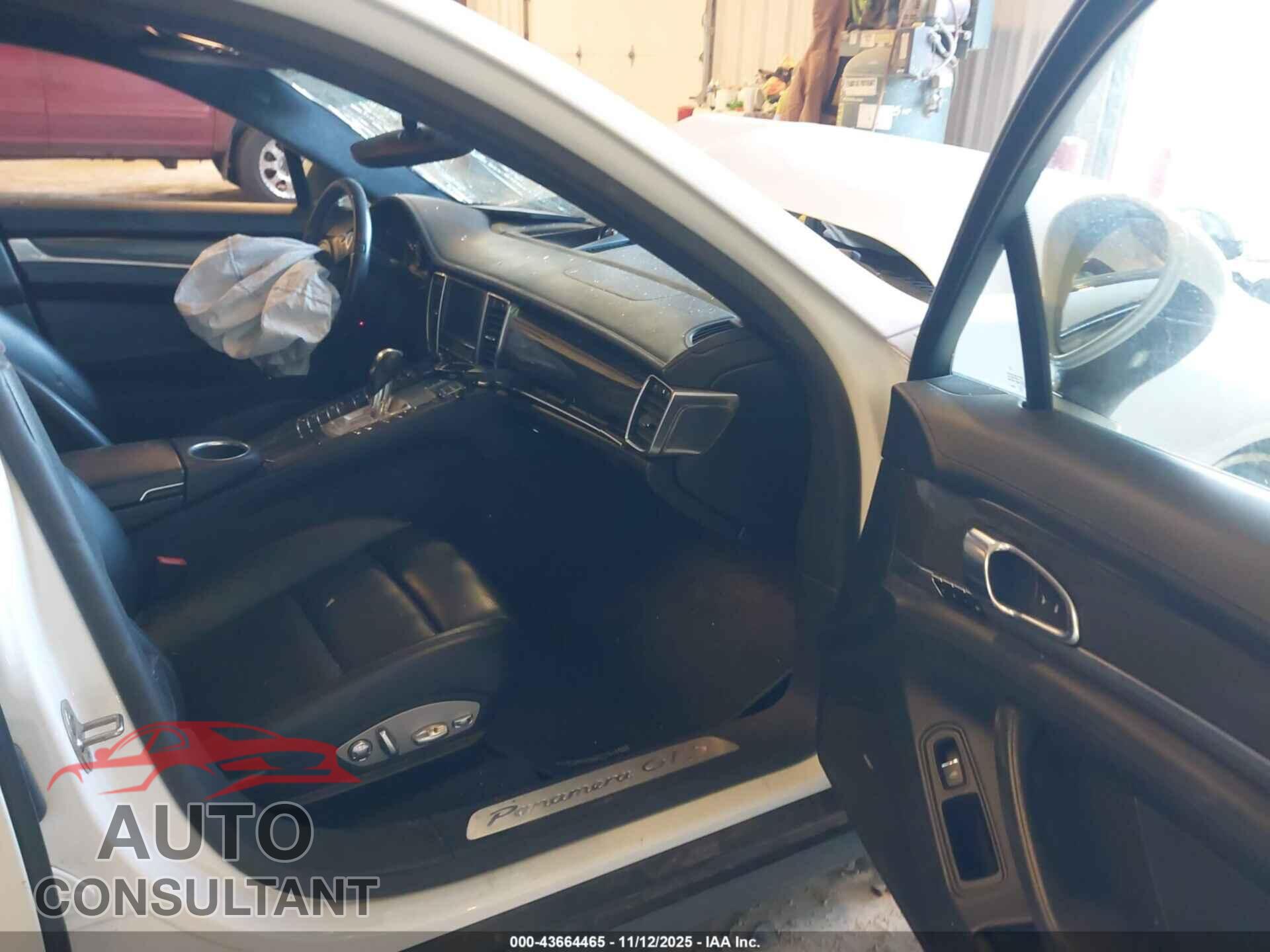 PORSCHE PANAMERA 2016 - WP0AF2A70GL080368