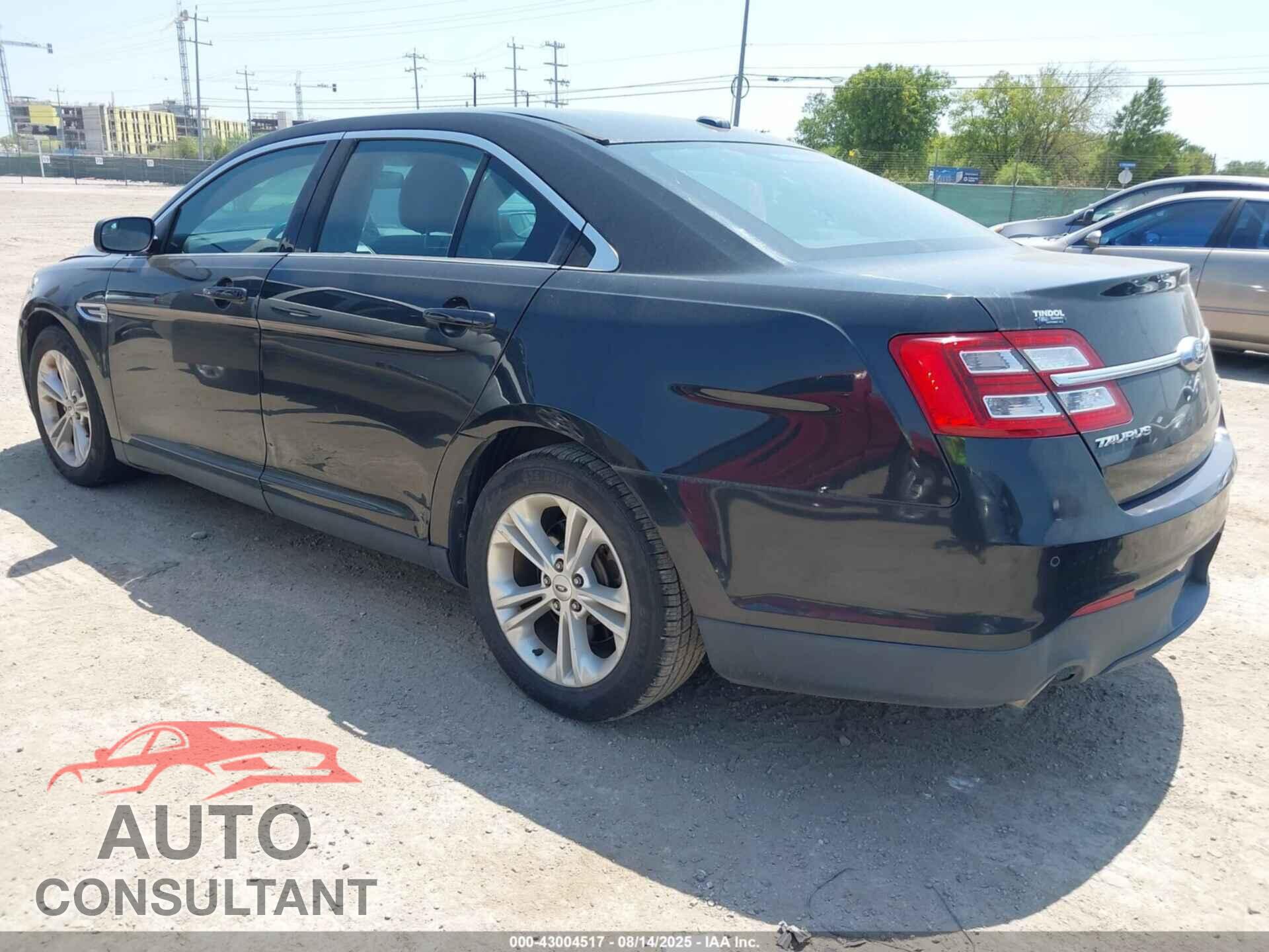 FORD TAURUS 2014 - 1FAHP2E85EG152031