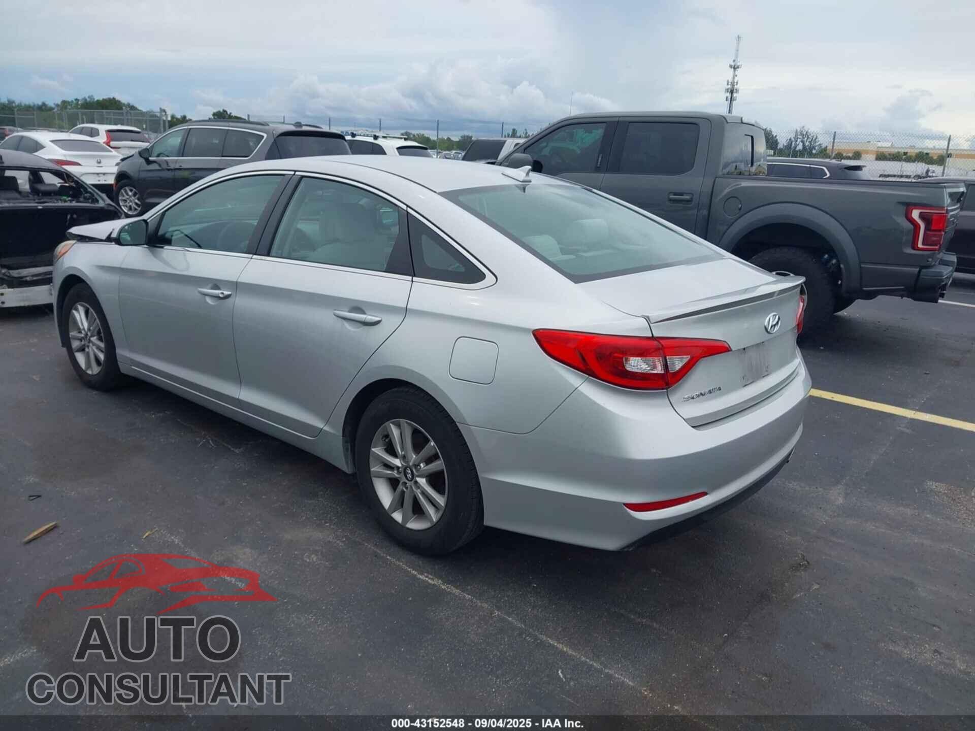 HYUNDAI SONATA 2017 - 5NPE24AF2HH536134
