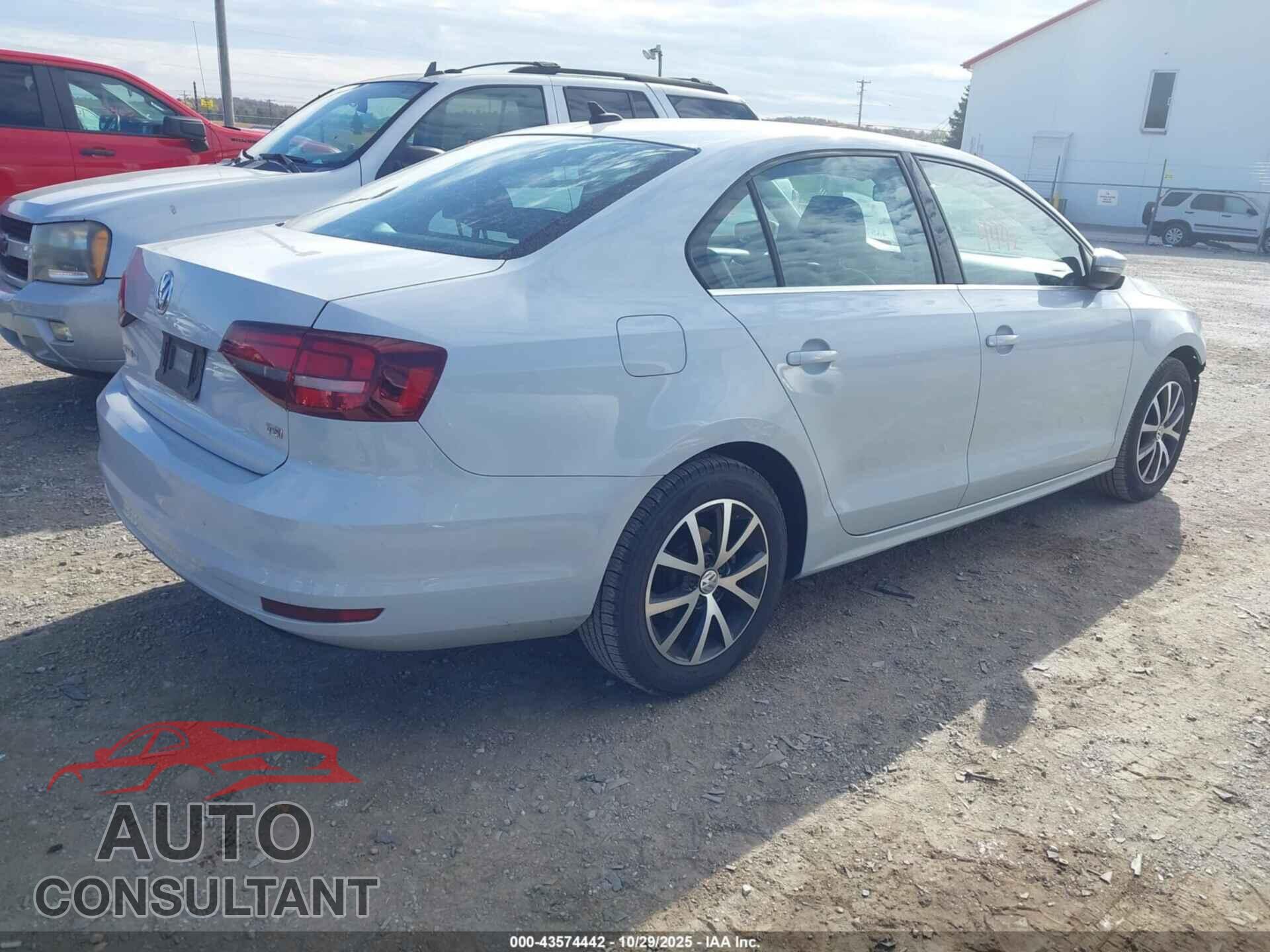 VOLKSWAGEN JETTA 2017 - 3VWDB7AJ3HM412110