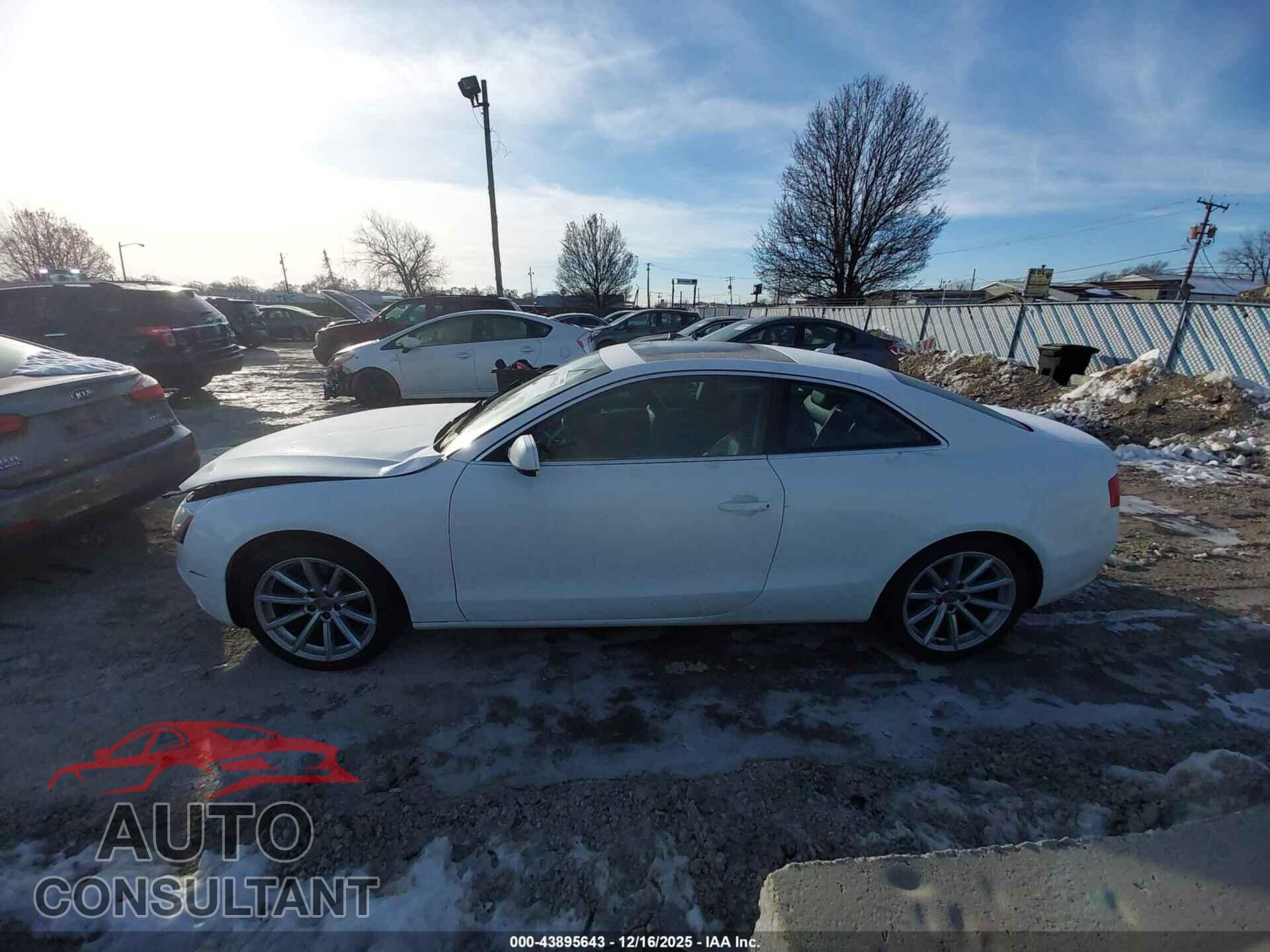 AUDI A5 2015 - WAUCFAFR9FA044800
