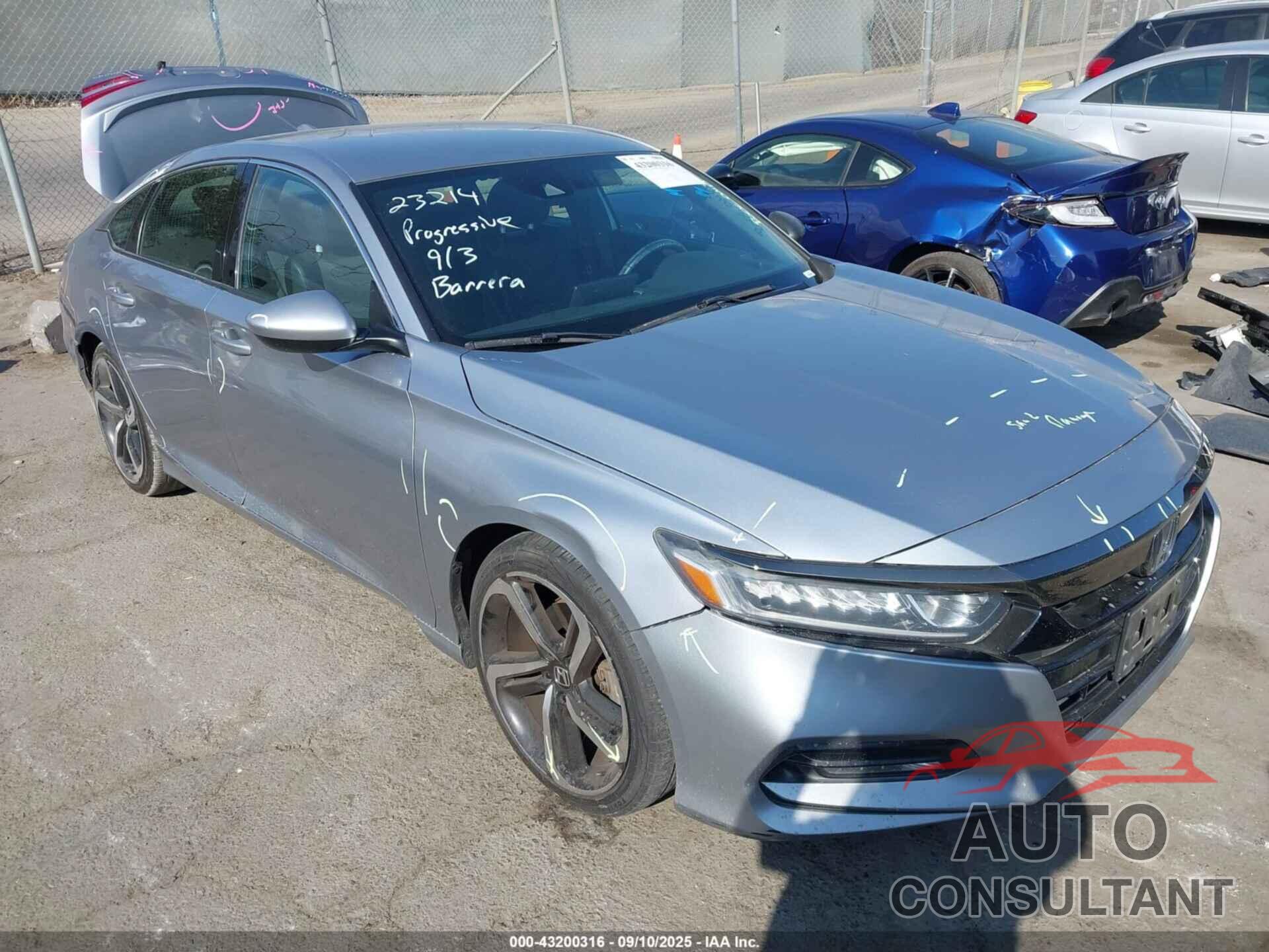HONDA ACCORD 2018 - 1HGCV1F33JA166175
