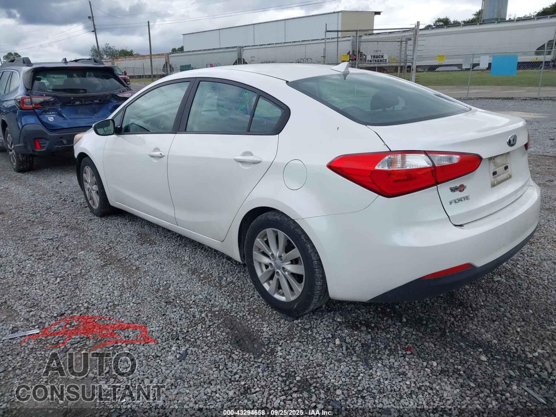 KIA FORTE 2015 - KNAFX4A63F5355995