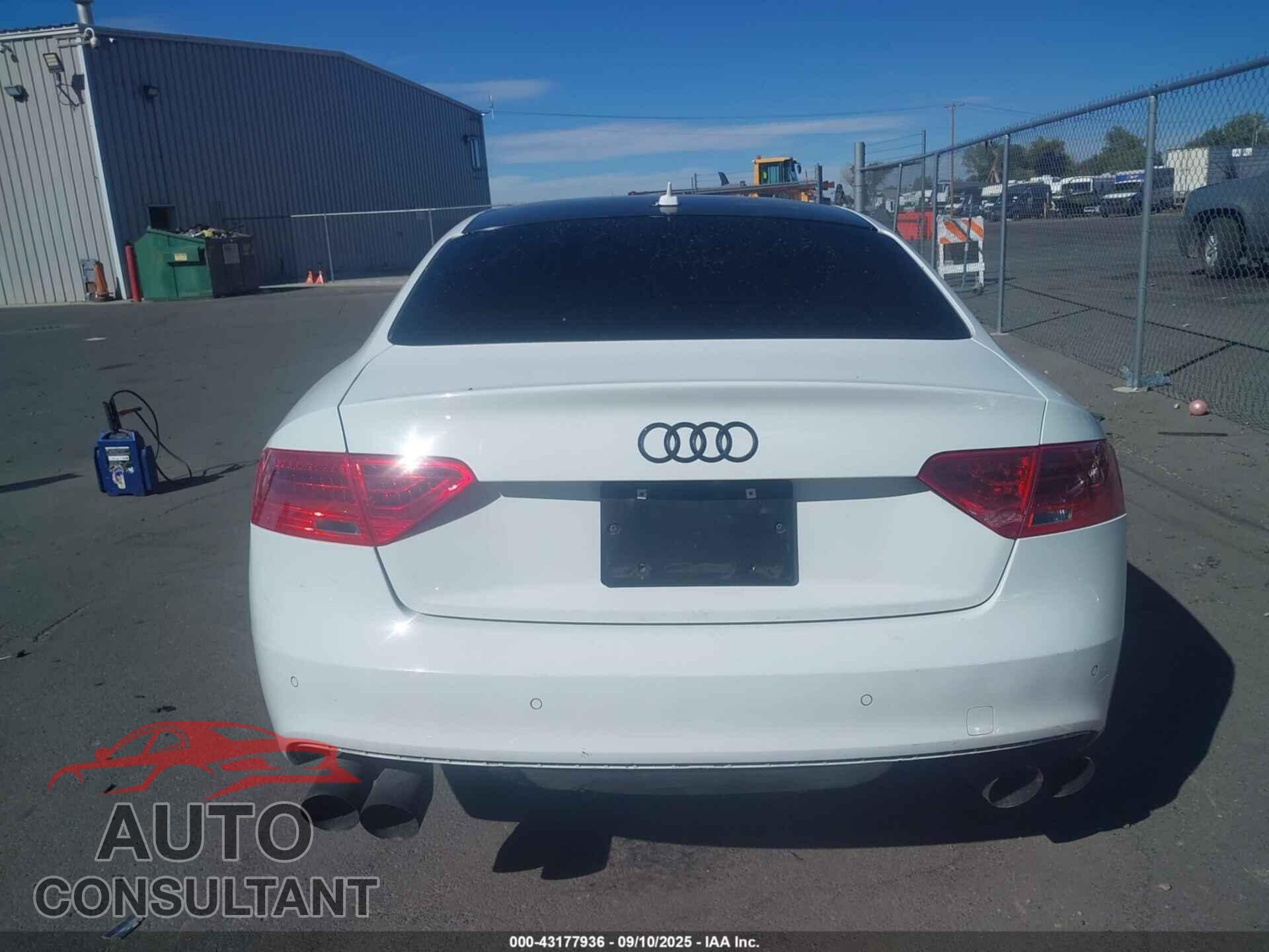 AUDI S5 2015 - WAUCGAFR8FA039276