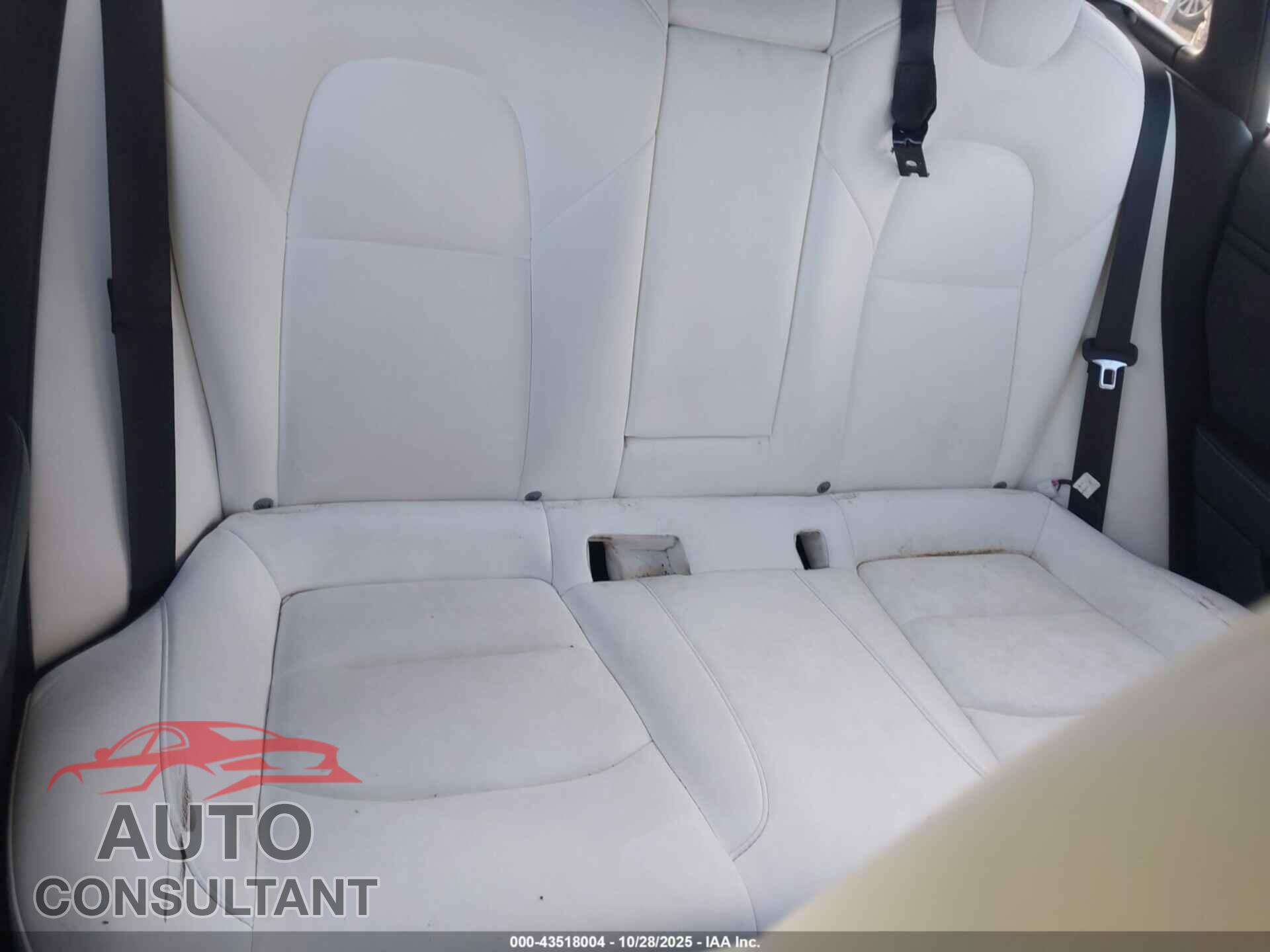 TESLA MODEL 3 2021 - 5YJ3E1EA9MF084963