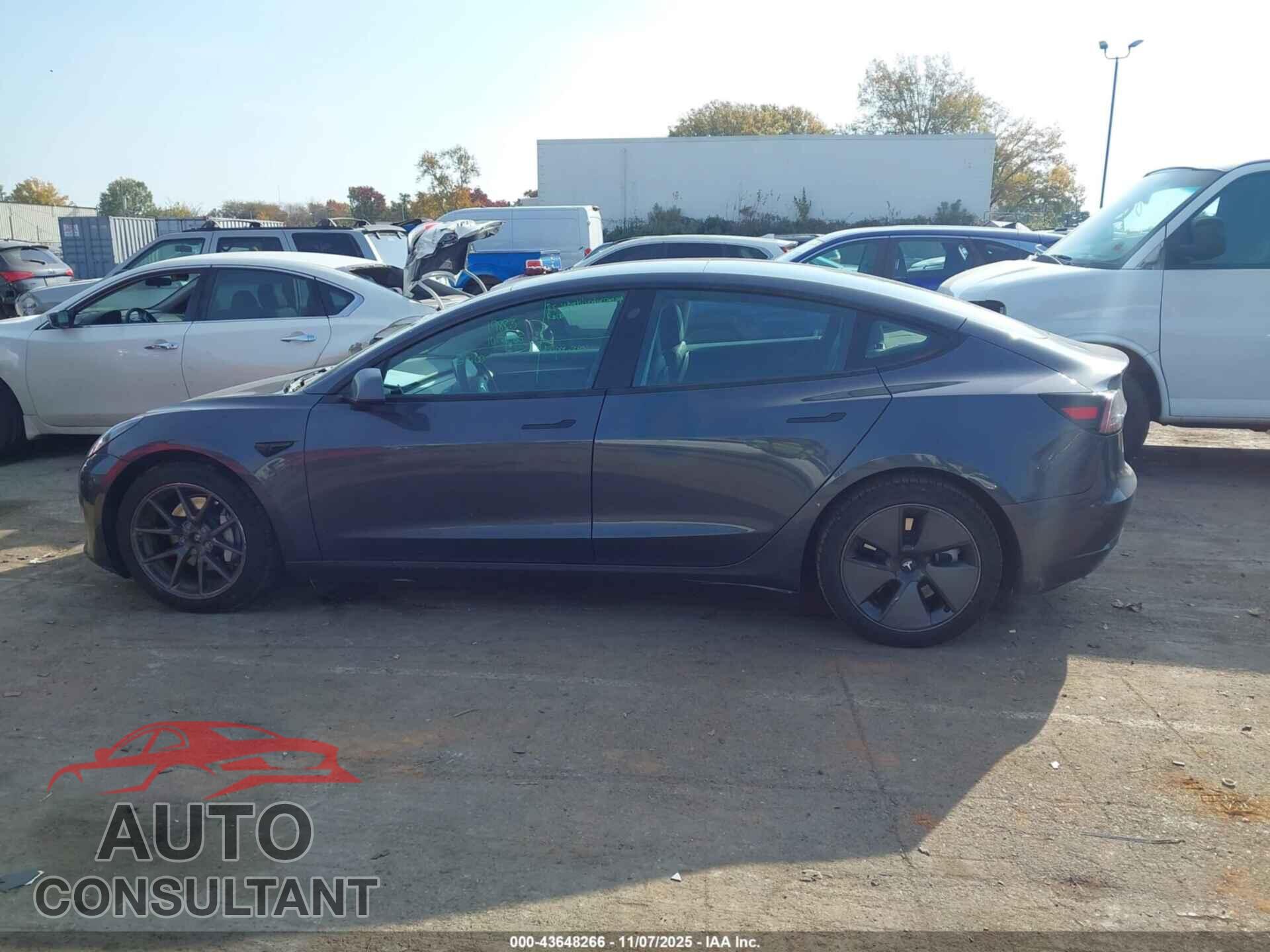 TESLA MODEL 3 2021 - 5YJ3E1EB6MF012885