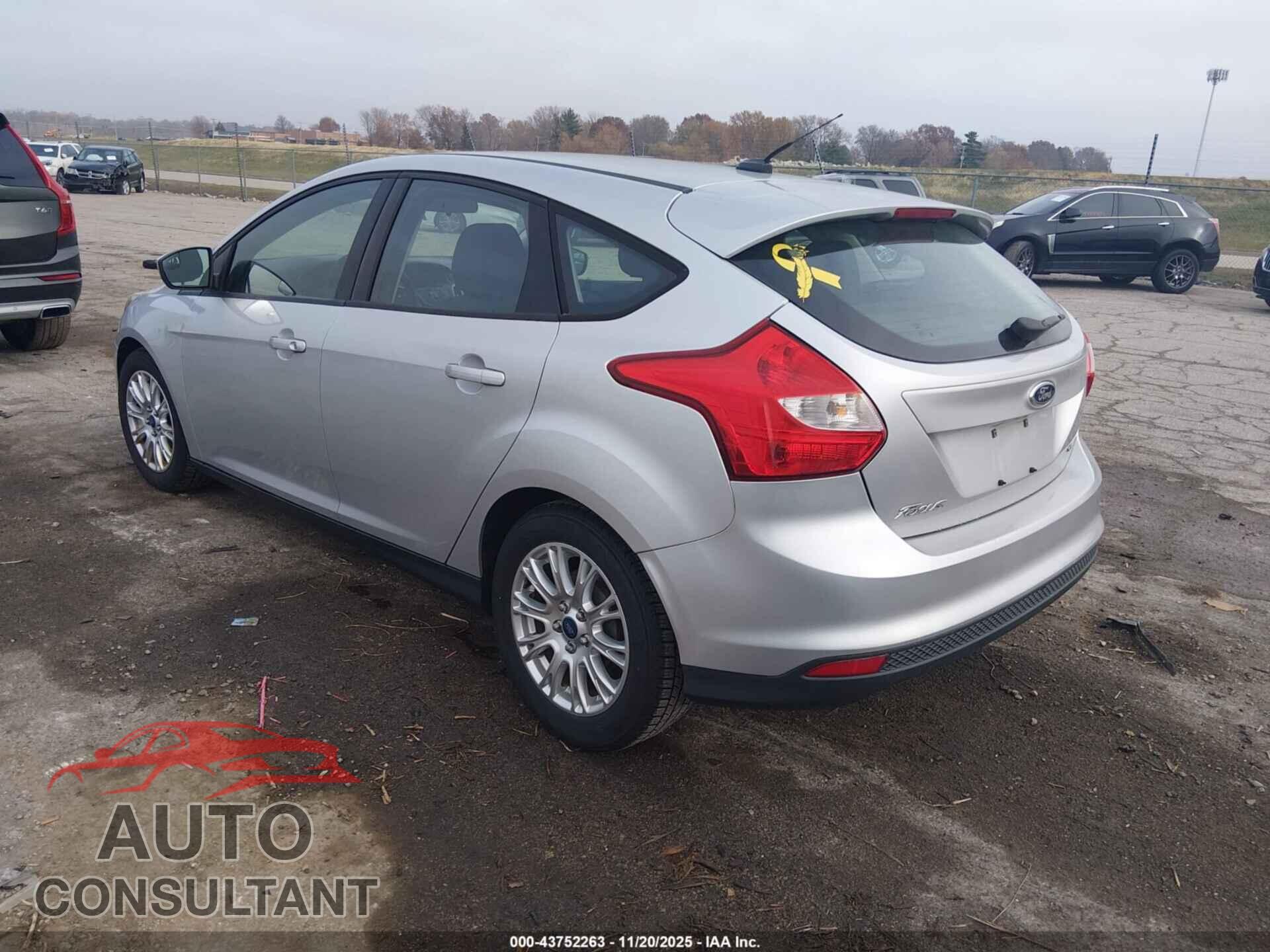 FORD FOCUS 2012 - 1FAHP3K2XCL394517