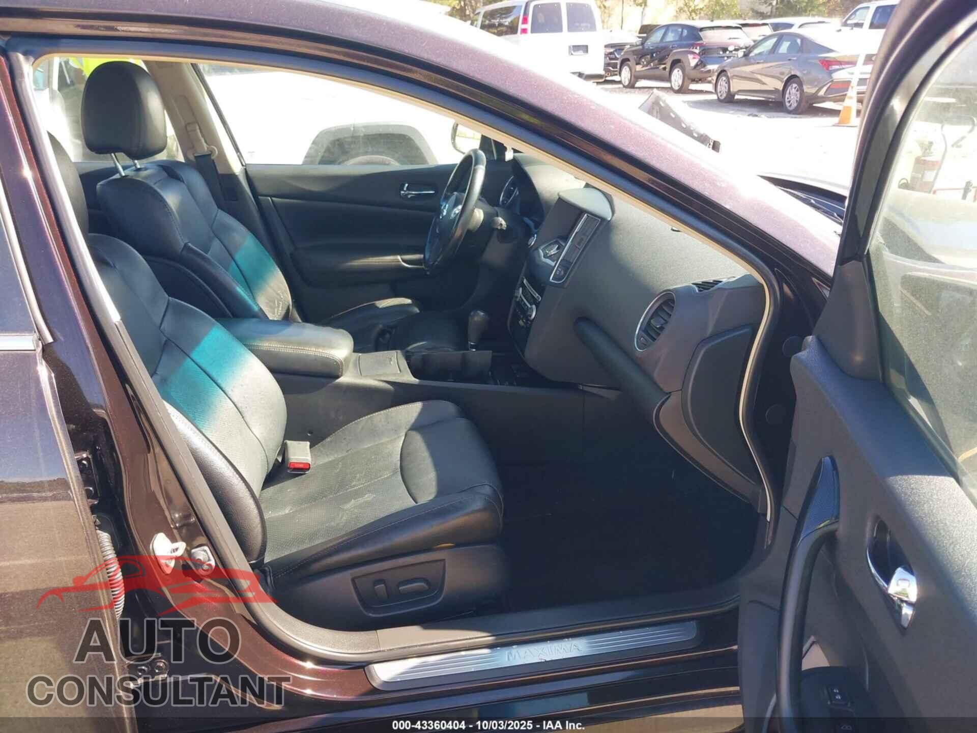 NISSAN MAXIMA 2011 - 1N4AA5AP3BC831753