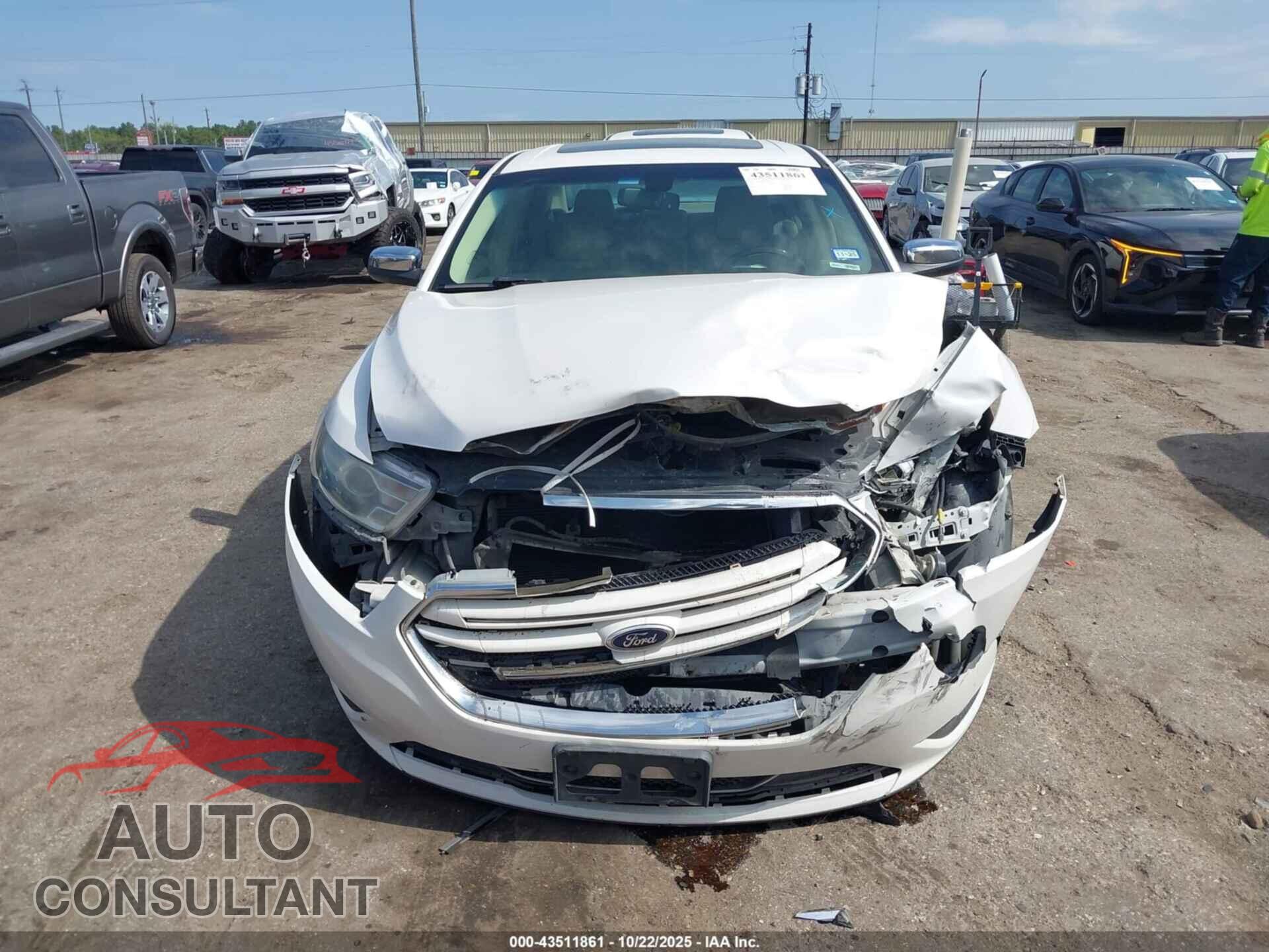 FORD TAURUS 2013 - 1FAHP2F85DG136182