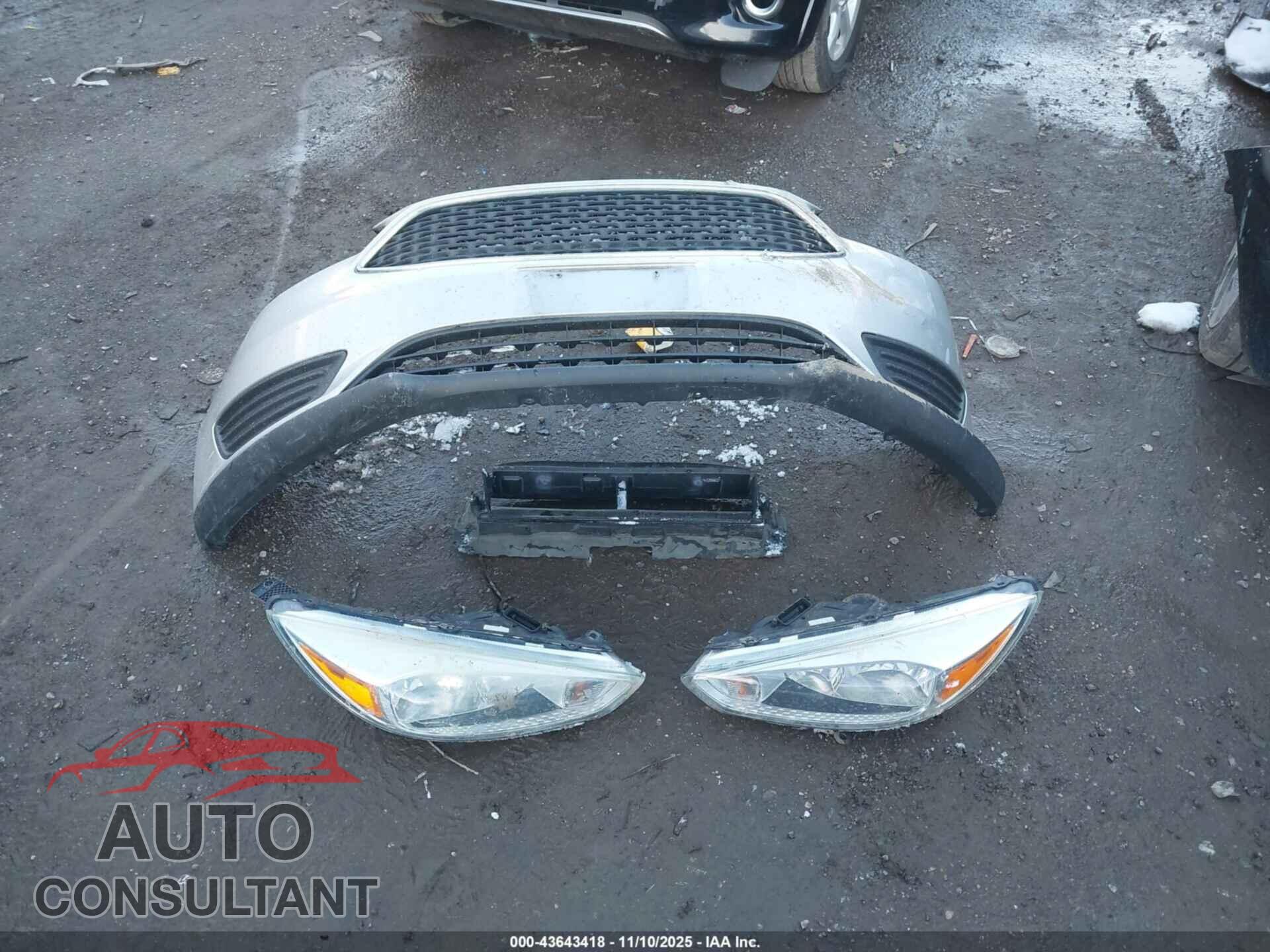 FORD FOCUS 2016 - 1FADP3E23GL403767