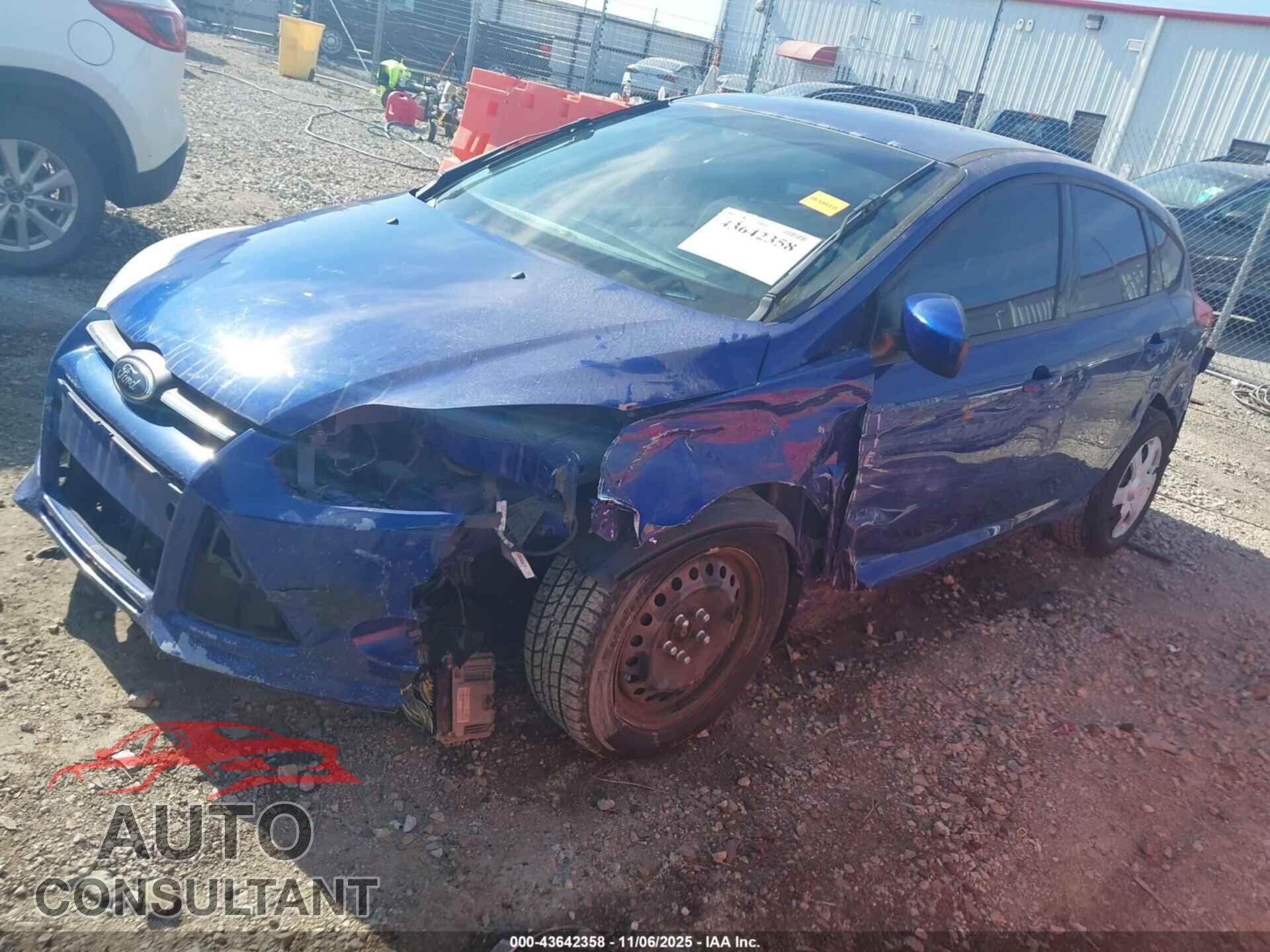 FORD FOCUS 2012 - 1FAHP3K28CL444105