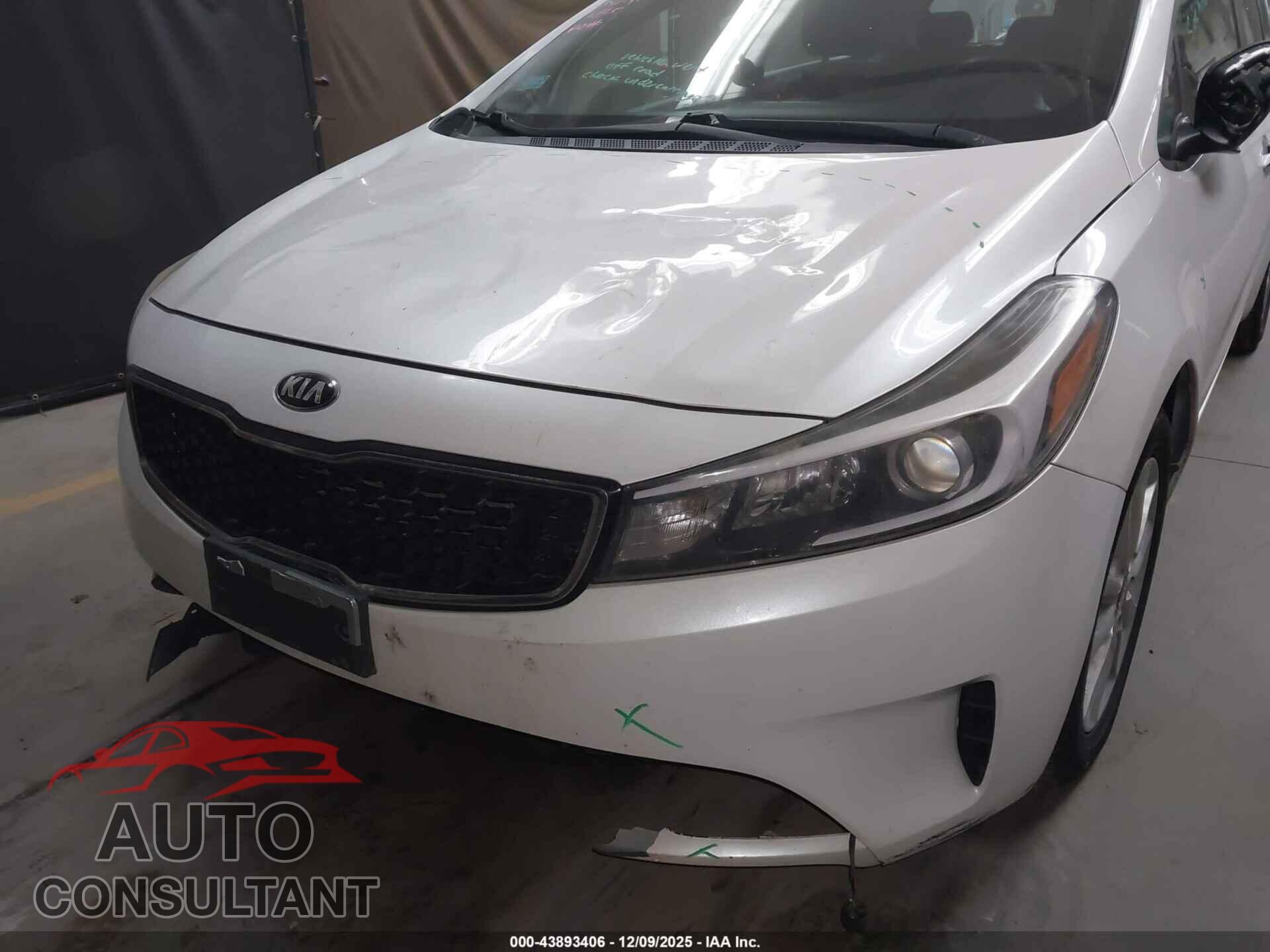 KIA FORTE 2017 - KNAFK5A82H5679836