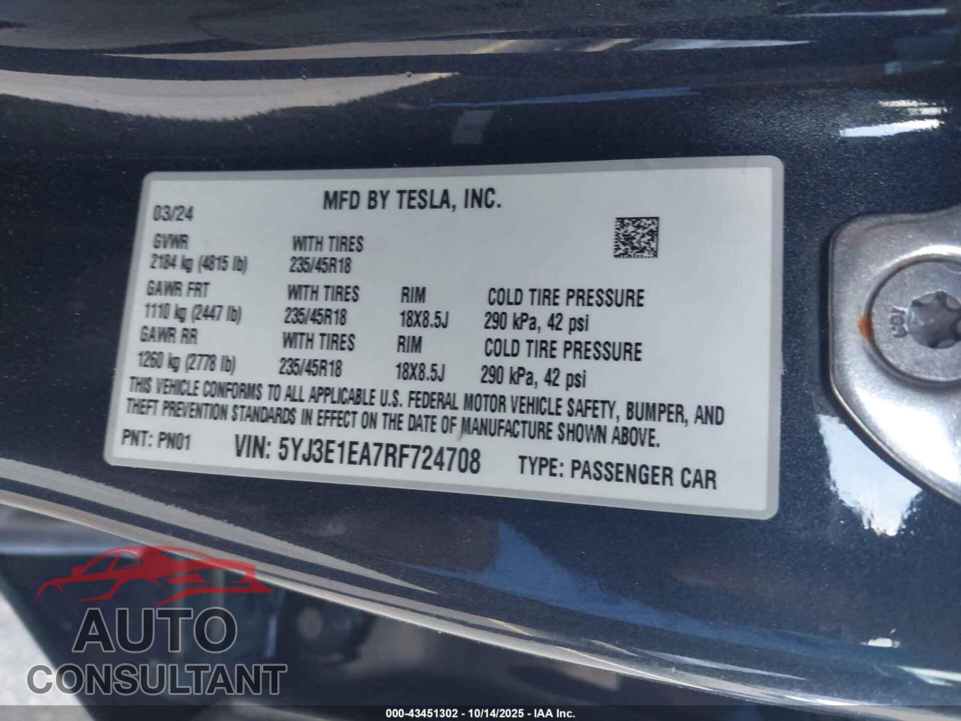 TESLA MODEL 3 2024 - 5YJ3E1EA7RF724708