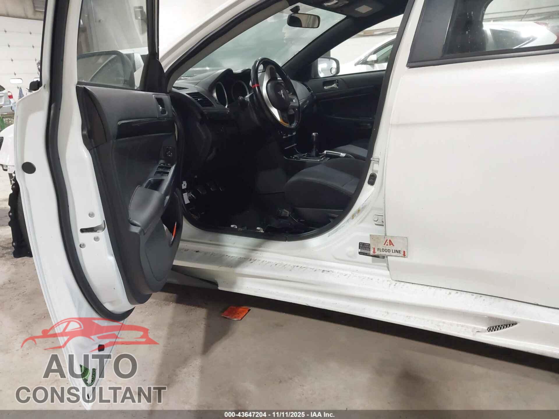 MITSUBISHI LANCER EVOLUTION 2015 - JA32W8FV4FU016162