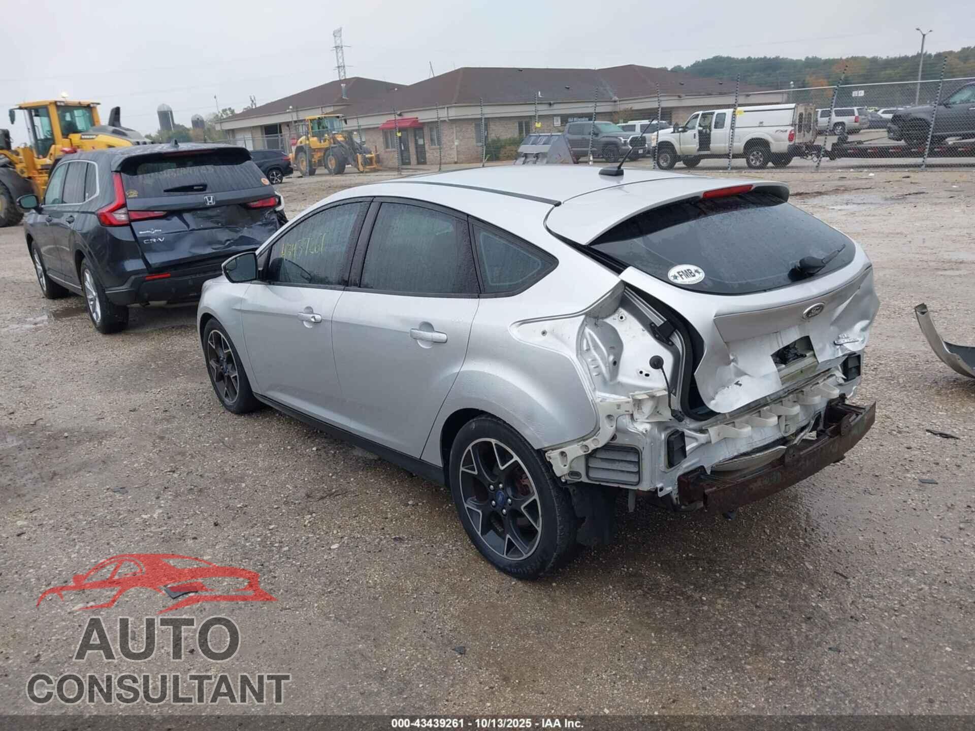 FORD FOCUS 2014 - 1FADP3K2XEL213210