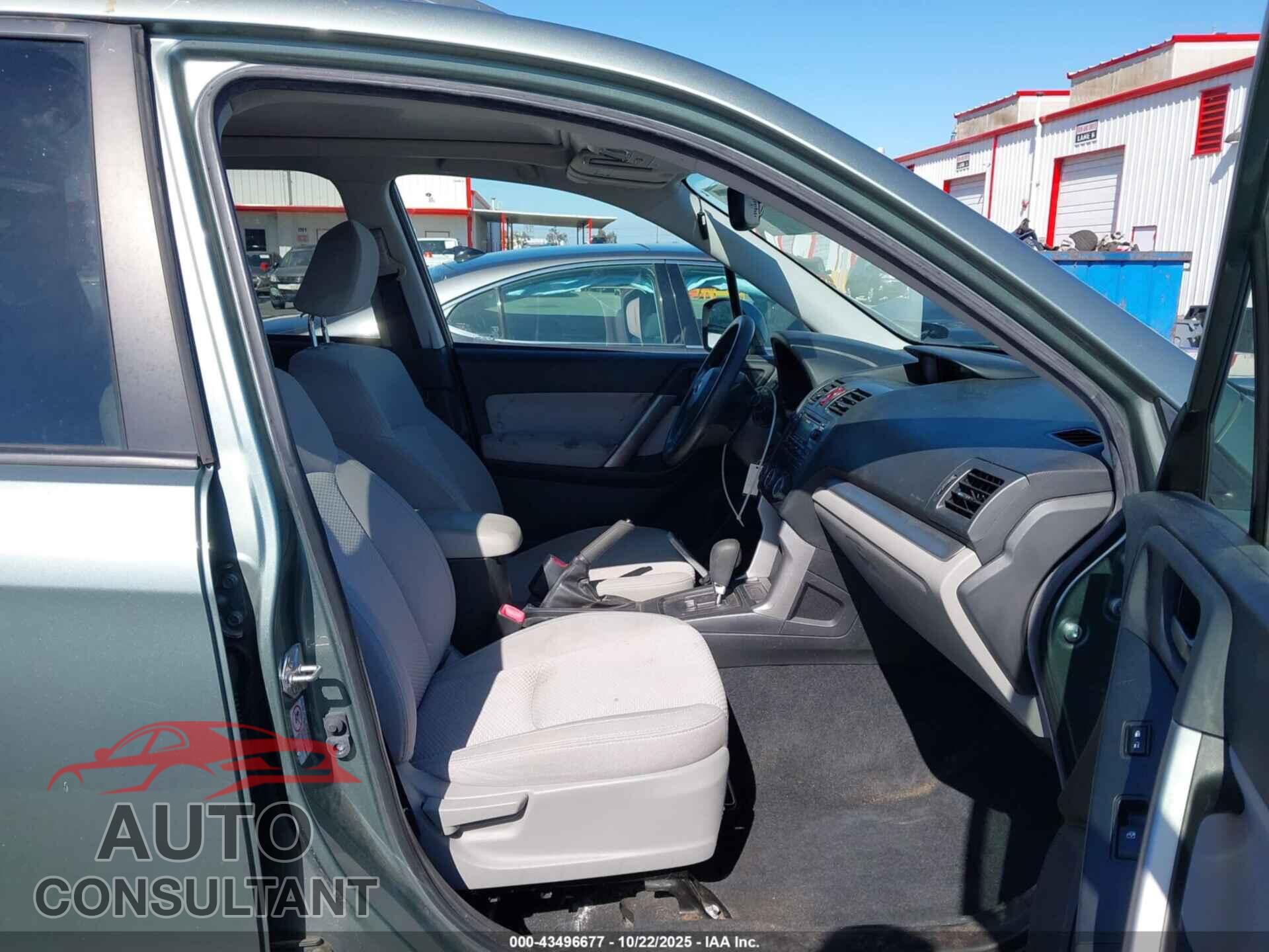 SUBARU FORESTER 2015 - JF2SJADC8FH475004