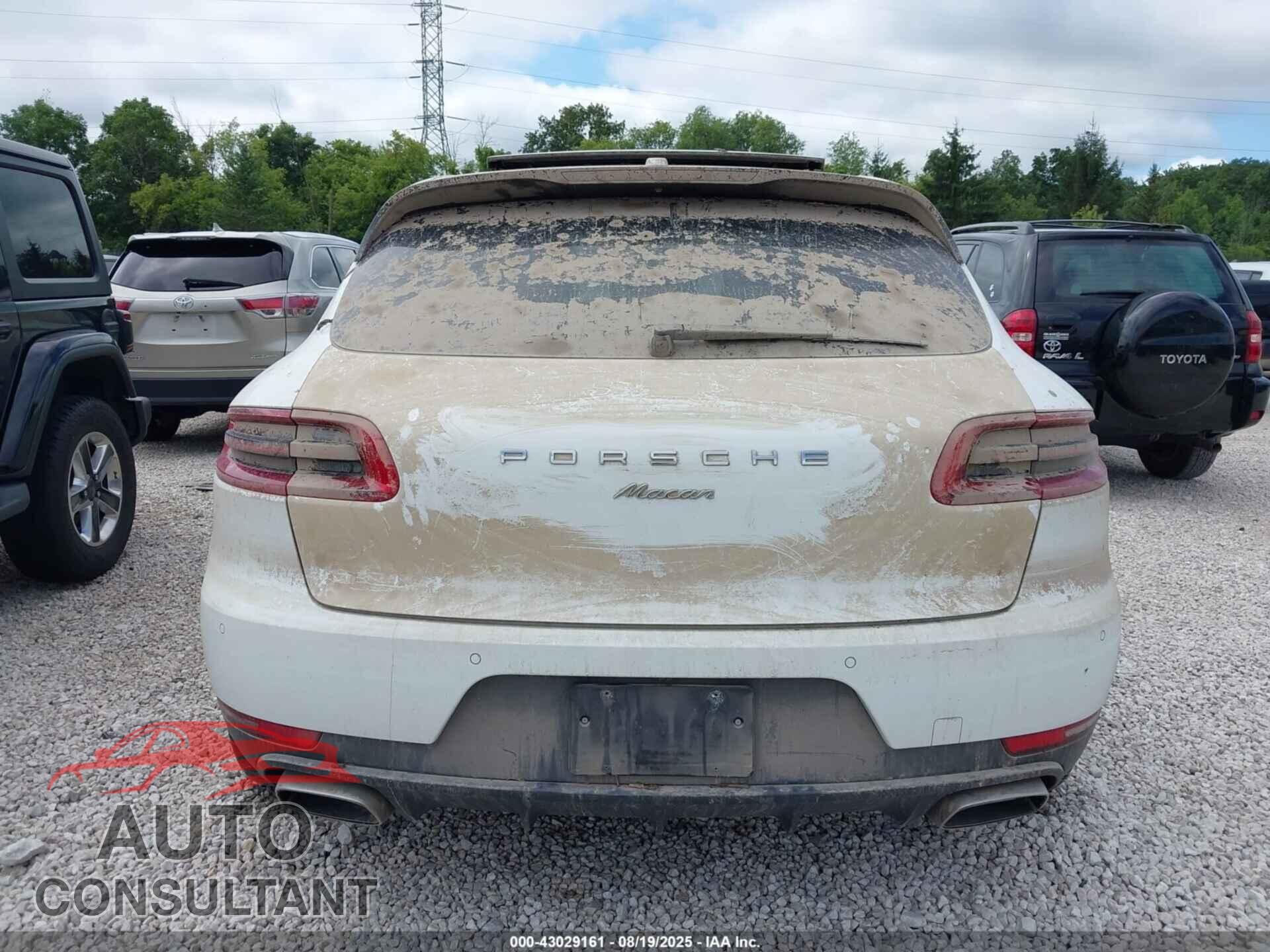 PORSCHE MACAN 2017 - WP1AA2A56HLB08333