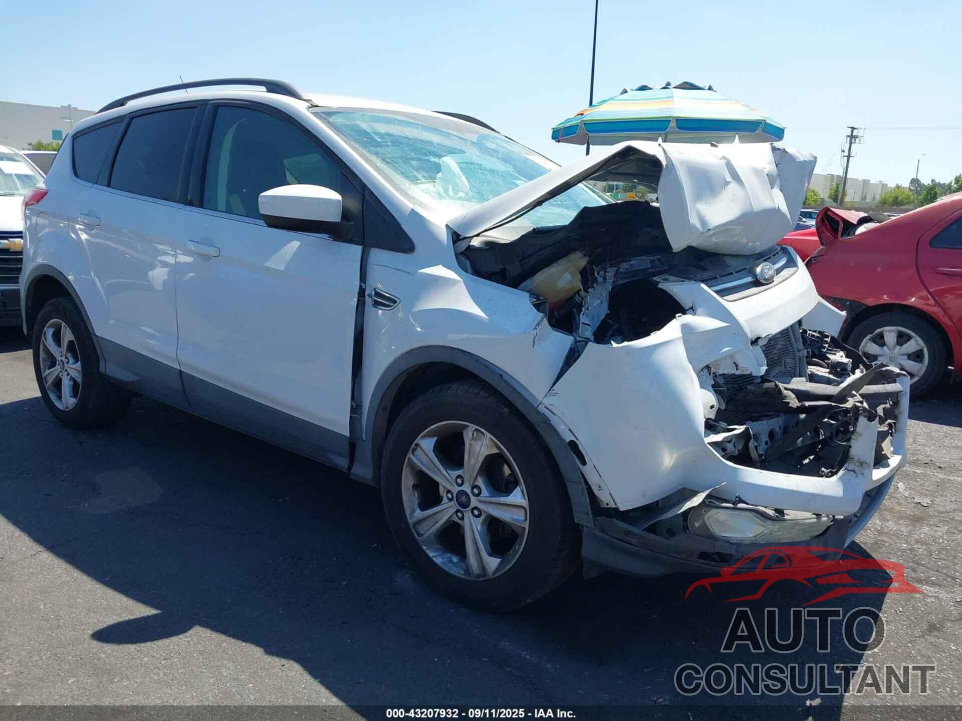 FORD ESCAPE 2015 - 1FMCU0GX8FUC65976