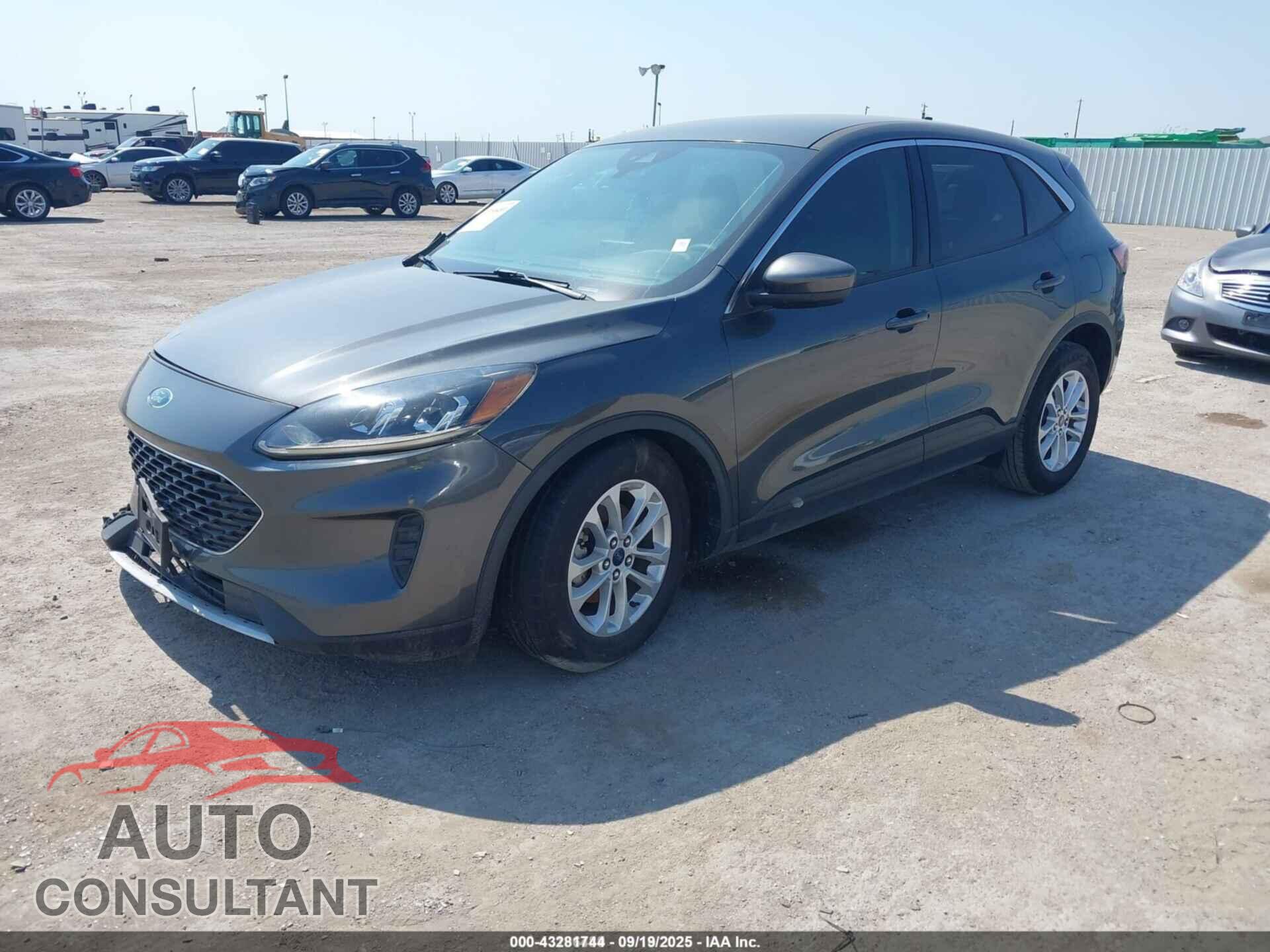 FORD ESCAPE 2020 - 1FMCU0G65LUA38750