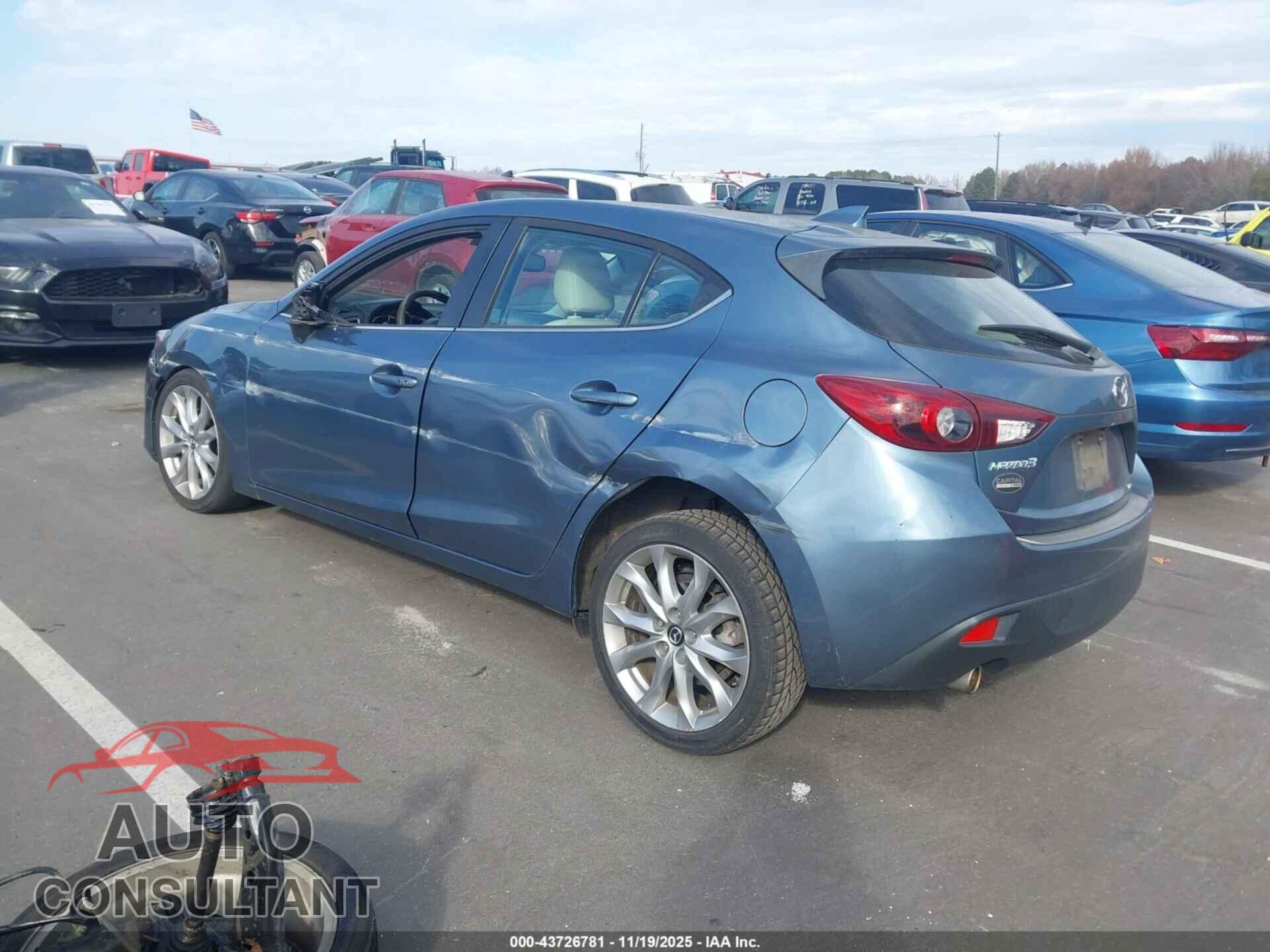 MAZDA MAZDA3 2016 - JM1BM1N33G1353942