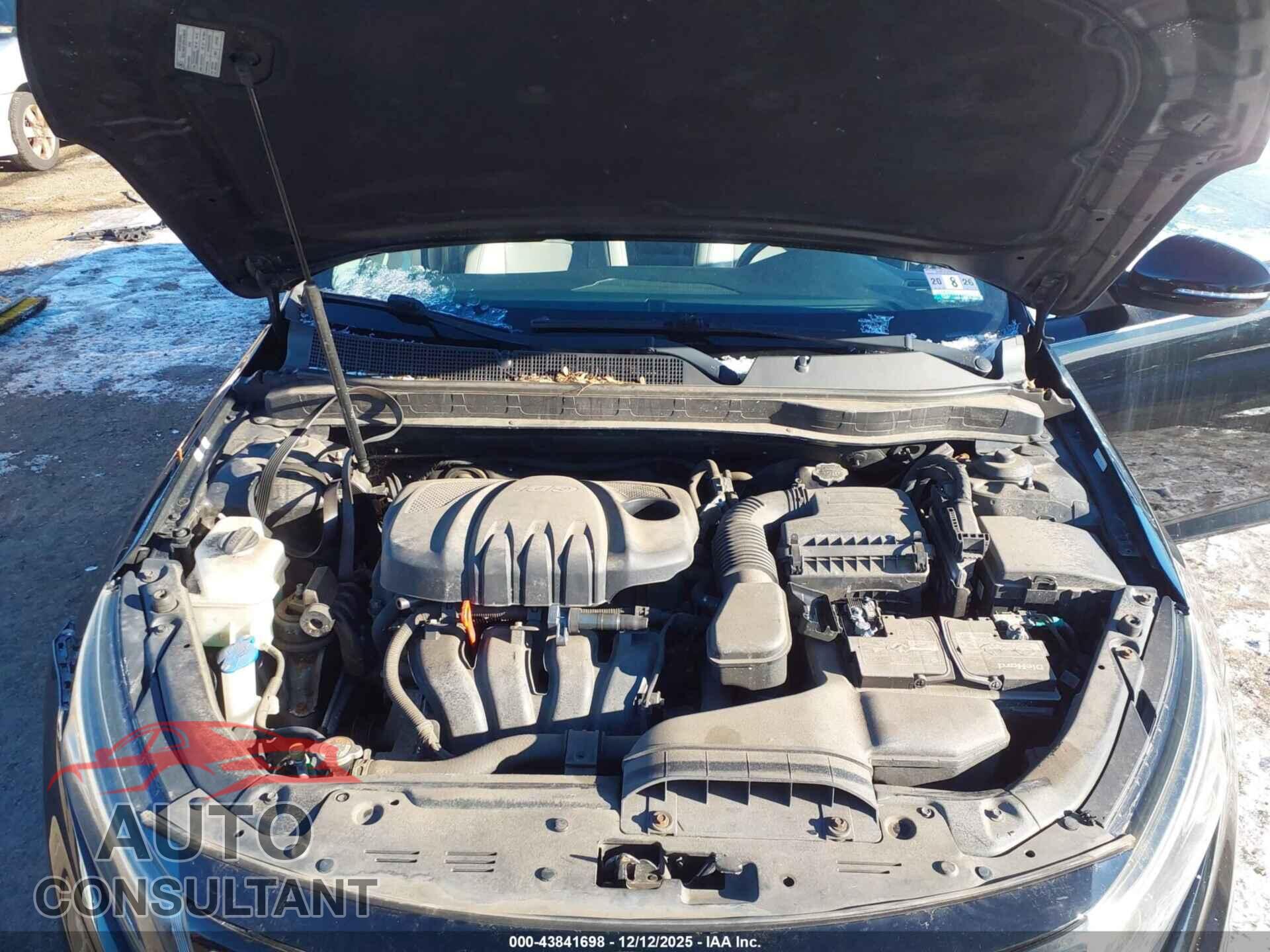 KIA OPTIMA 2015 - 5XXGN4A77FG496554