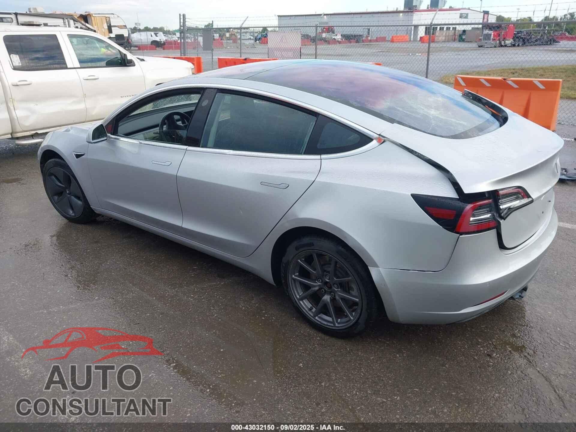 TESLA MODEL 3 2018 - 5YJ3E1EA8JF007061