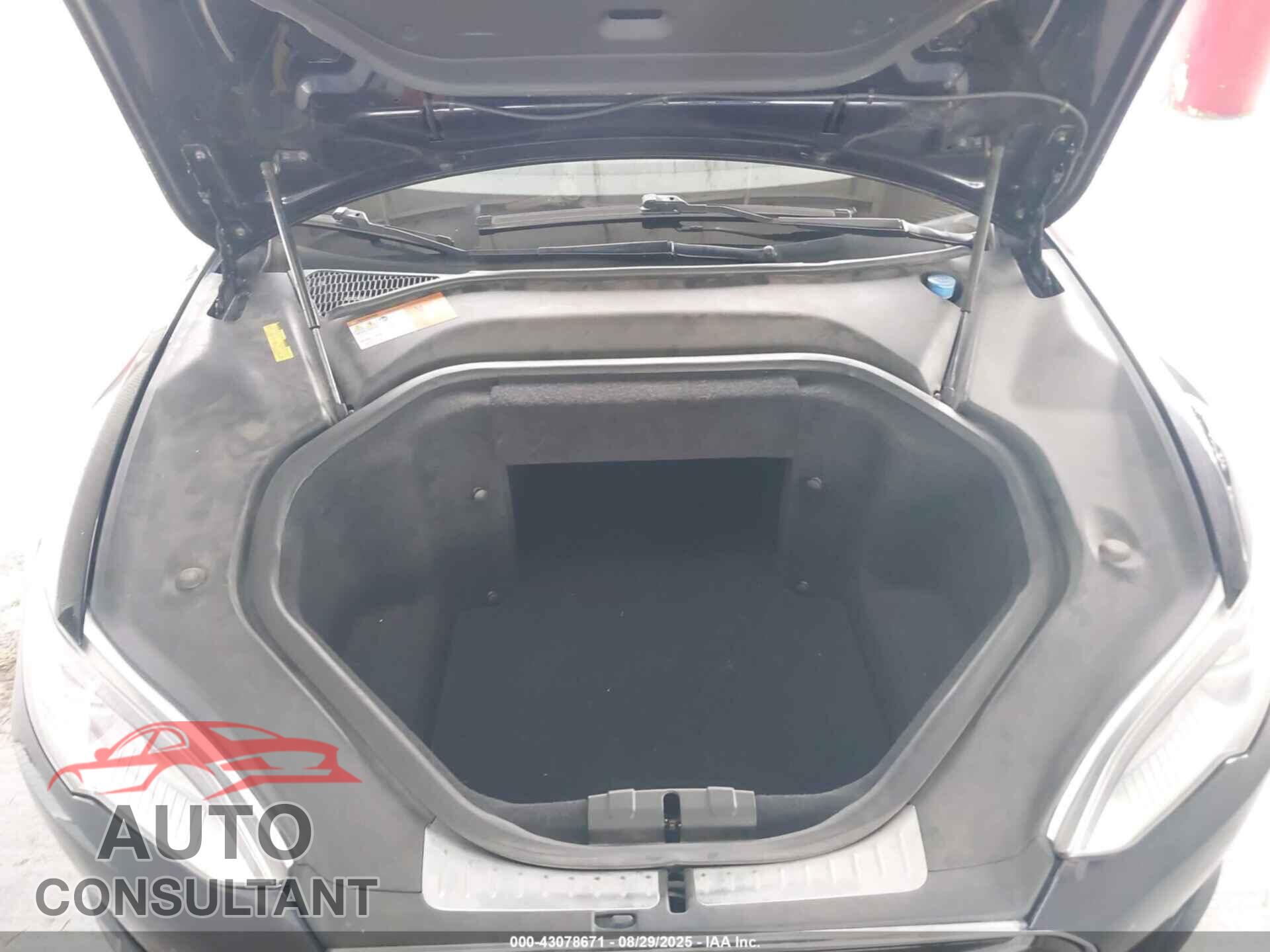 TESLA MODEL S 2013 - 5YJSA1AC8DFP10114