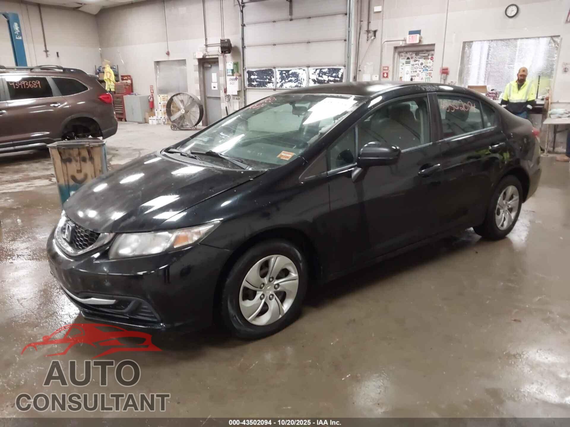 HONDA CIVIC 2015 - 19XFB2E52FE050404