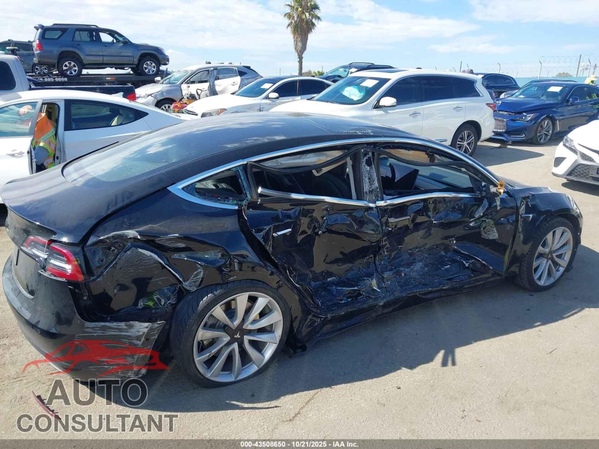 TESLA MODEL 3 2019 - 5YJ3E1EA5KF399076