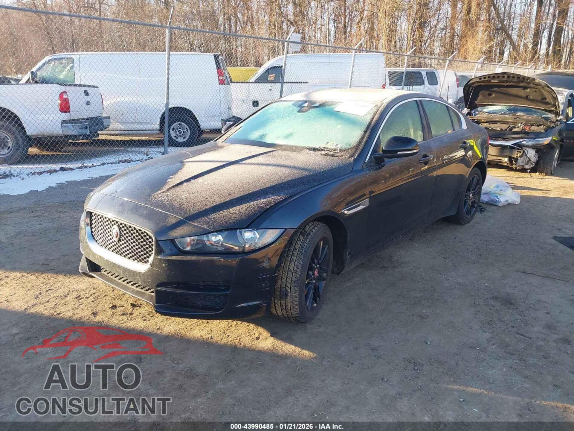 JAGUAR XE 2018 - SAJAJ4FX2JCP24092