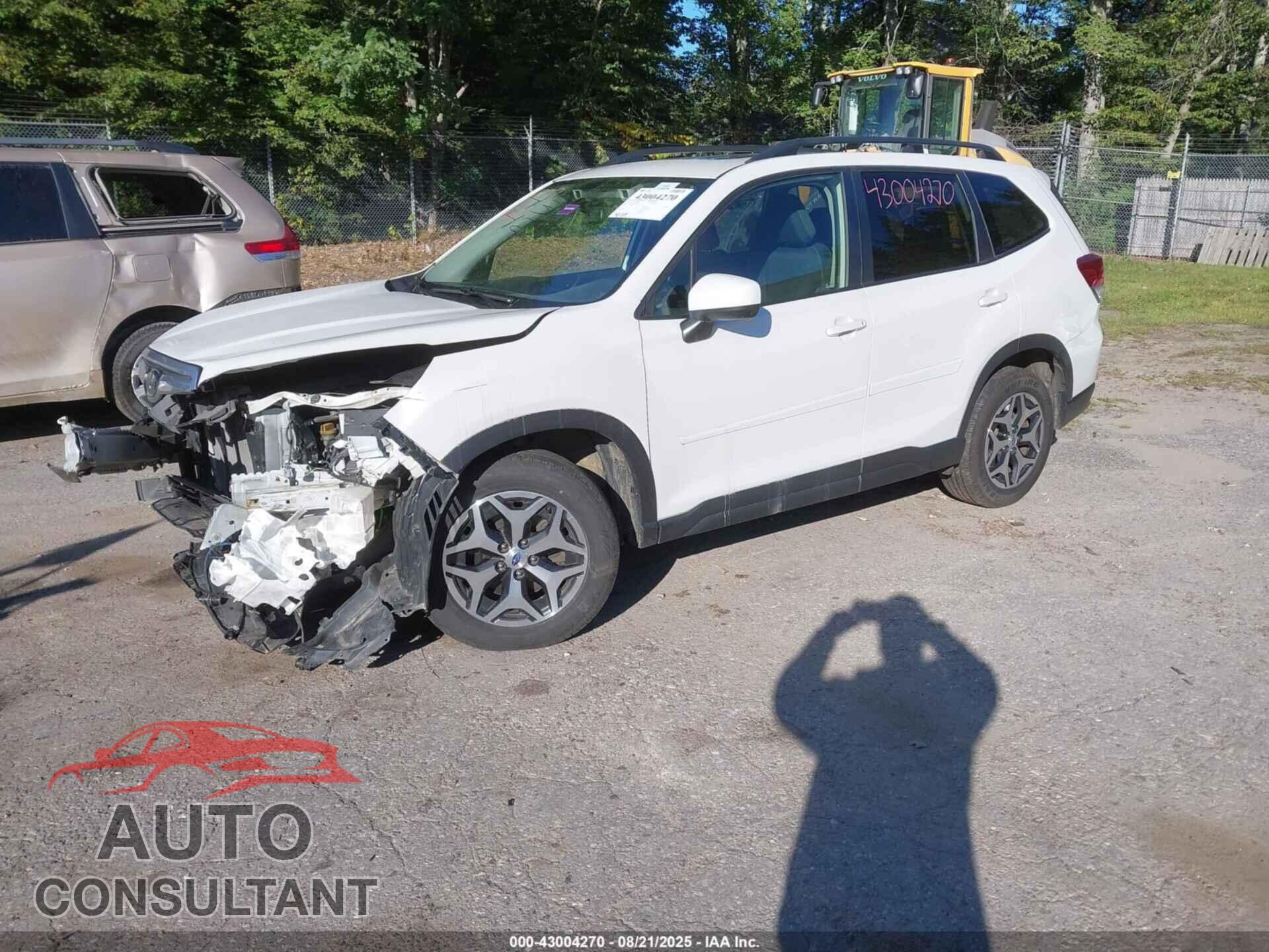 SUBARU FORESTER 2019 - JF2SKAGC4KH532544