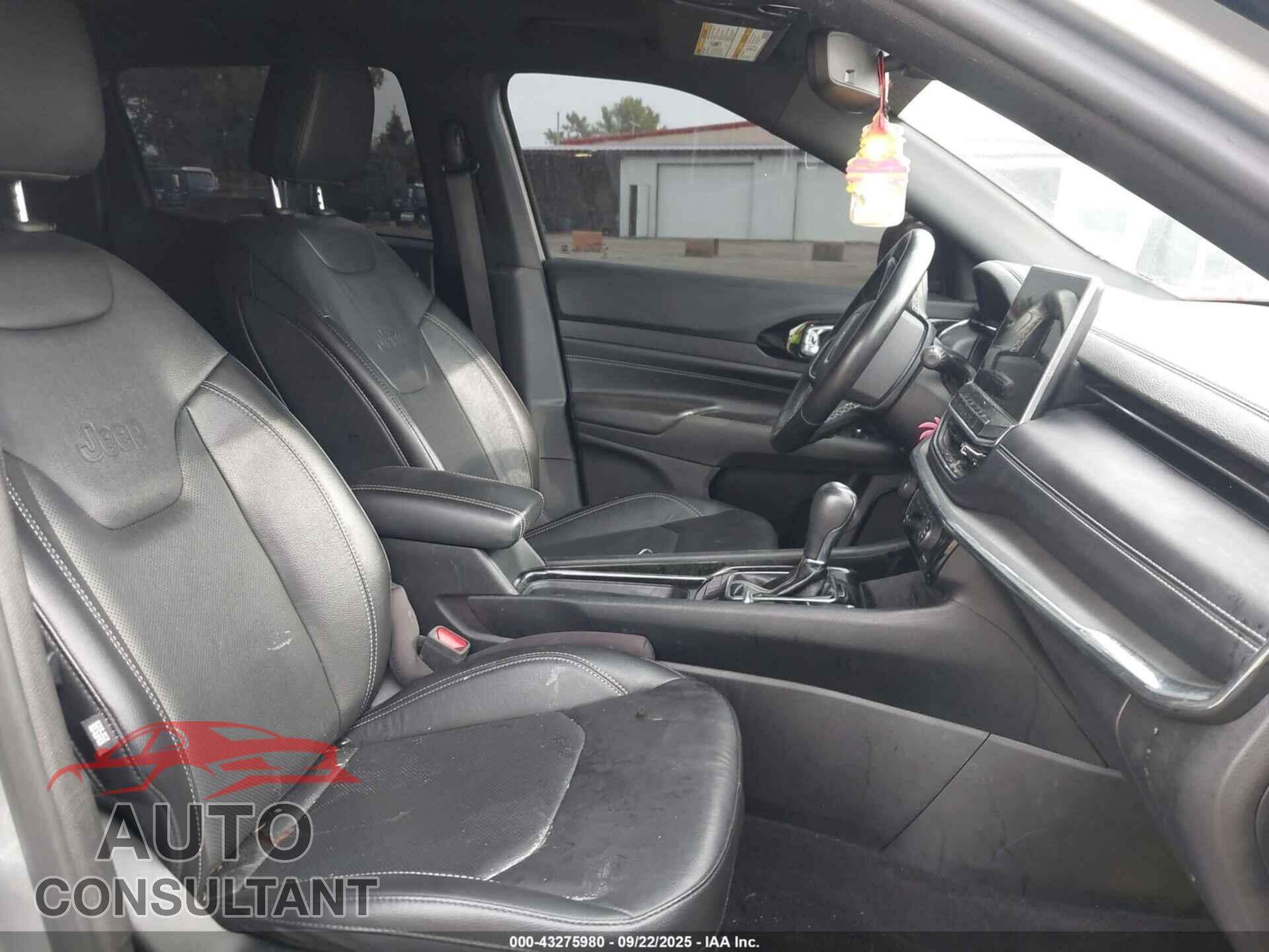 JEEP COMPASS 2022 - 3C4NJDCB5NT140708