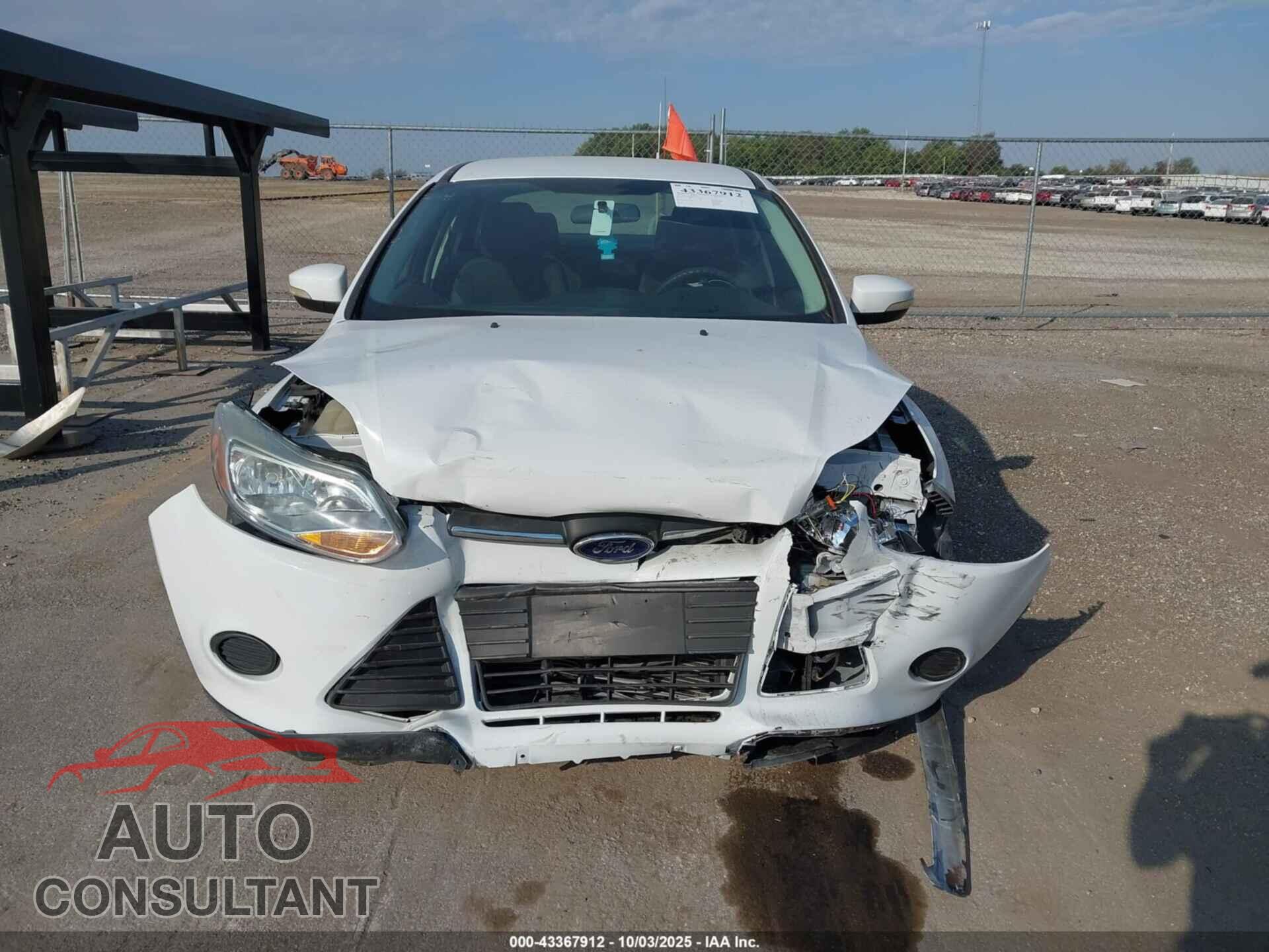 FORD FOCUS 2014 - 1FADP3F20EL259364