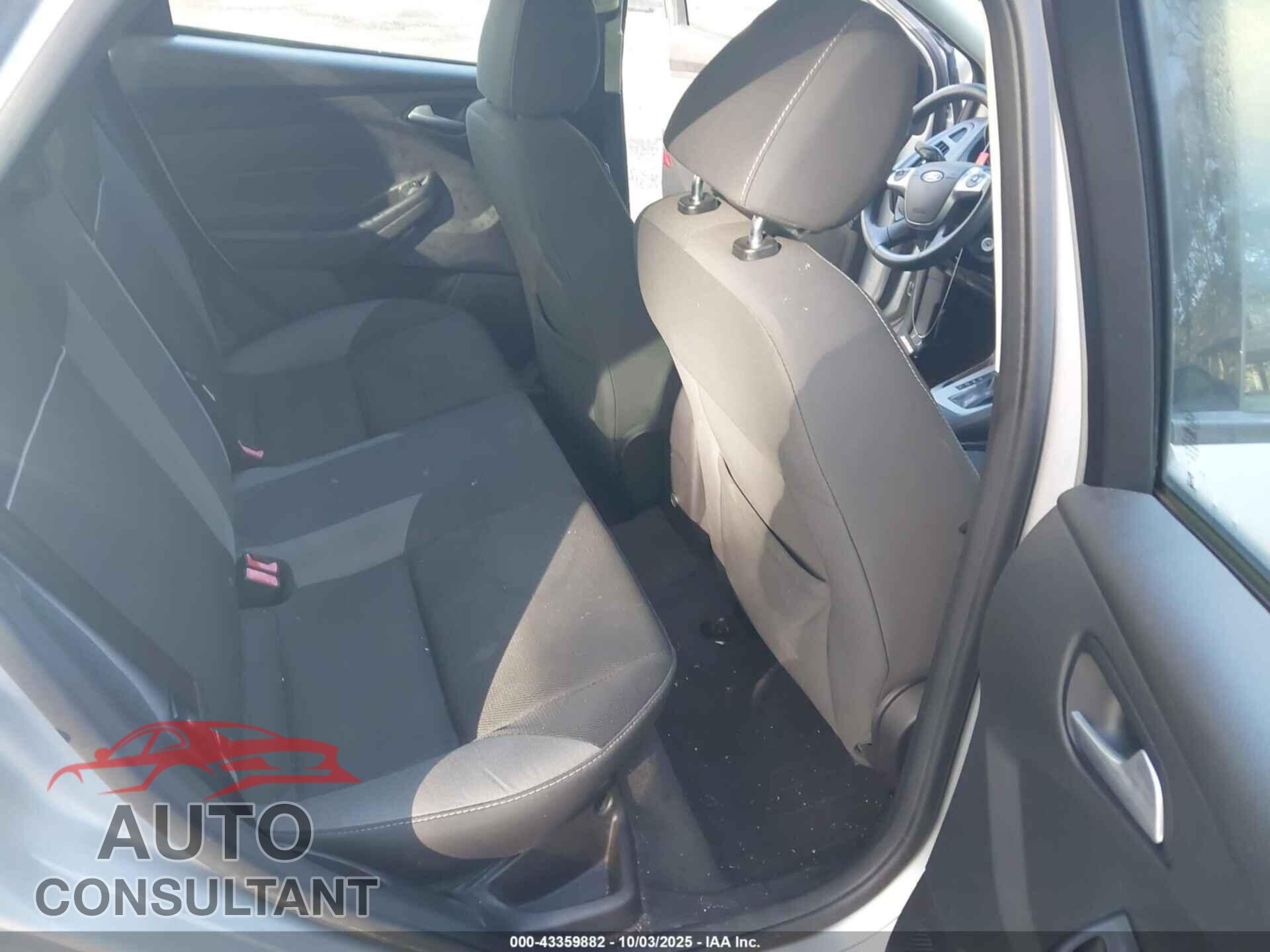 FORD FOCUS 2014 - 1FADP3F24EL181039