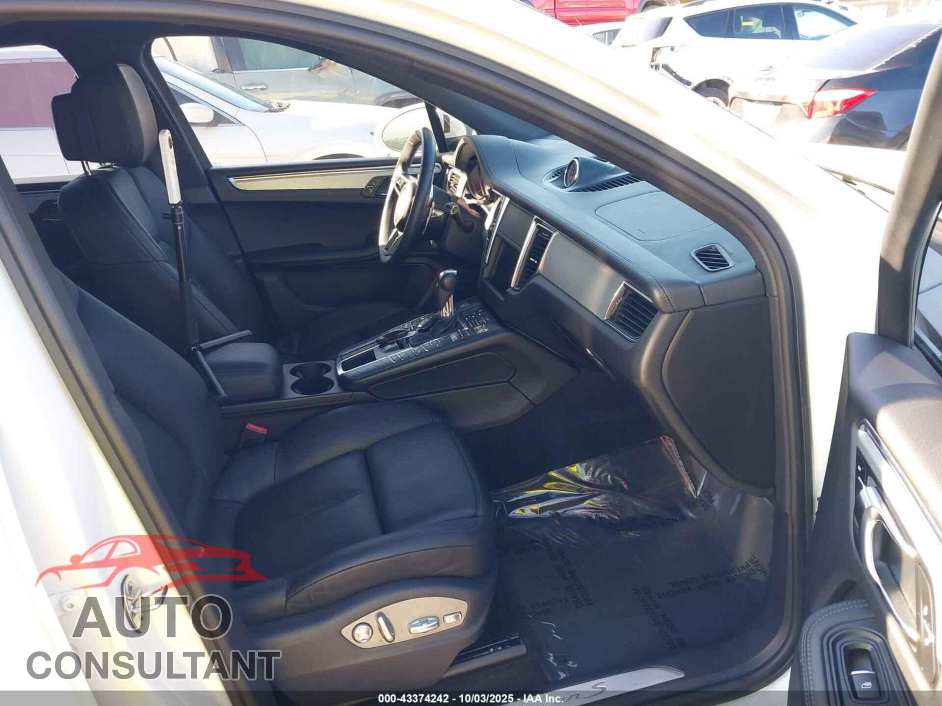 PORSCHE MACAN 2015 - WP1AB2A54FLB55368