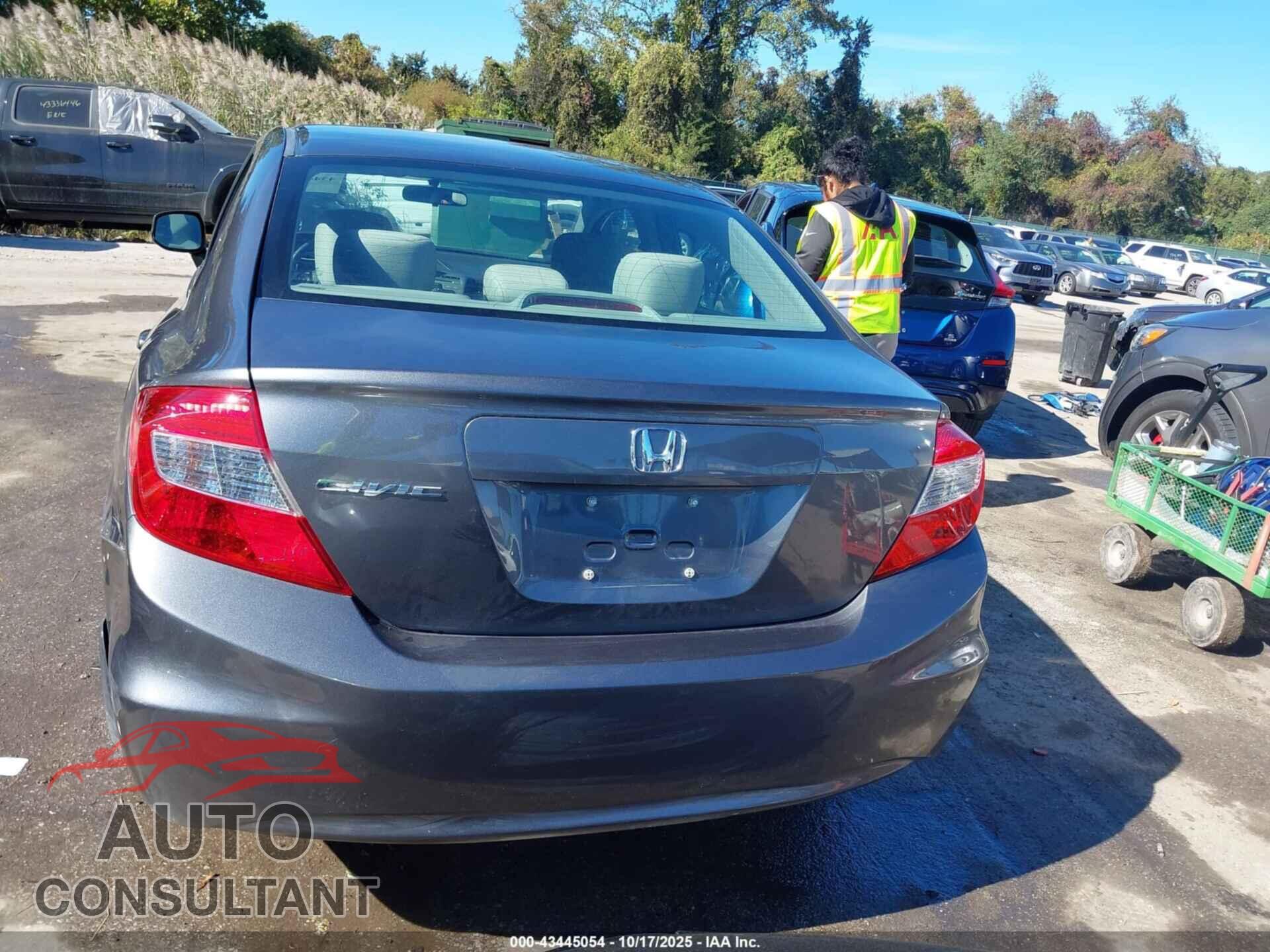 HONDA CIVIC 2012 - 2HGFB2F85CH311552