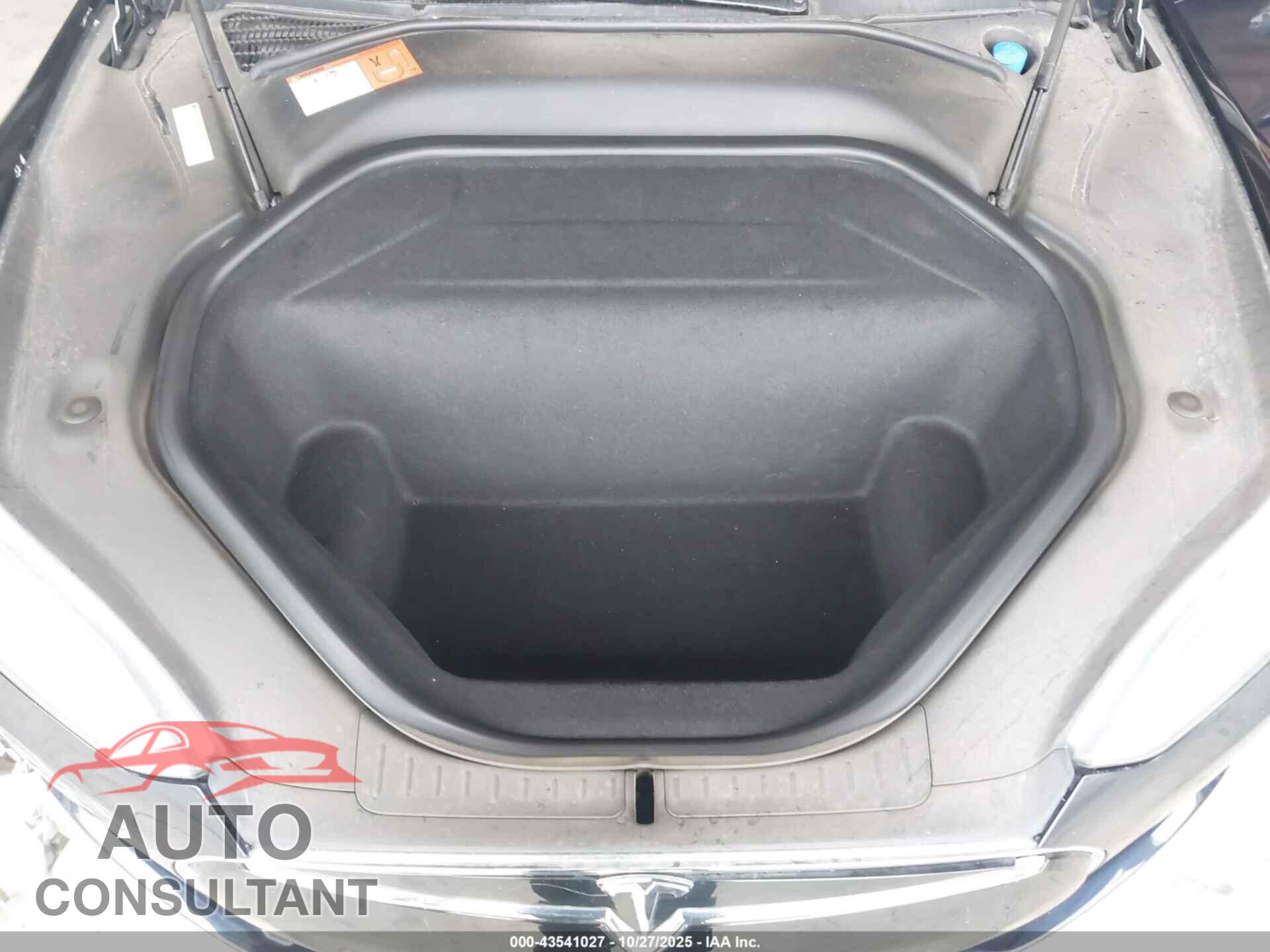 TESLA MODEL S 2014 - 5YJSA1H21EFP64367