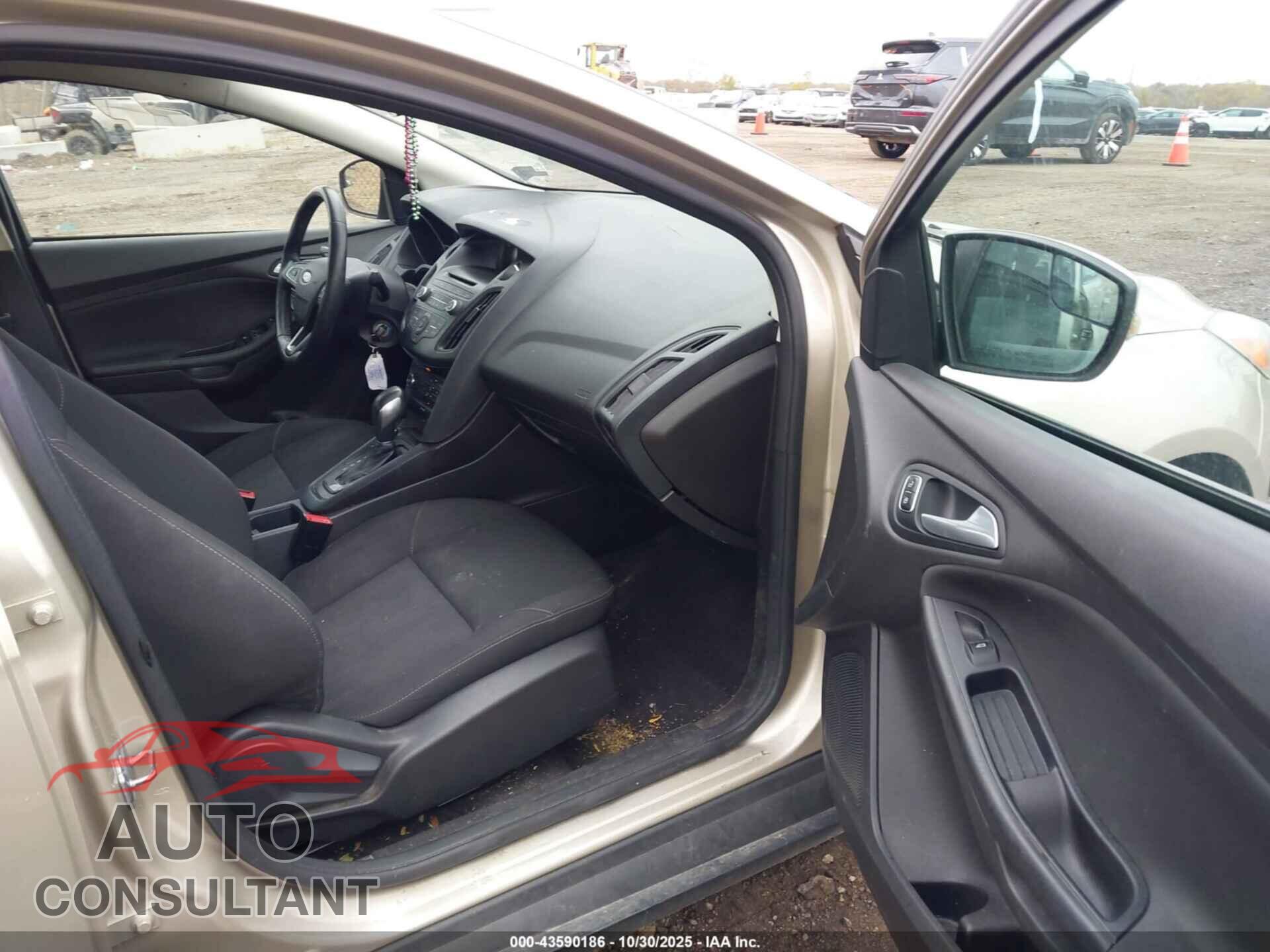 FORD FOCUS 2017 - 1FADP3F25HL243956