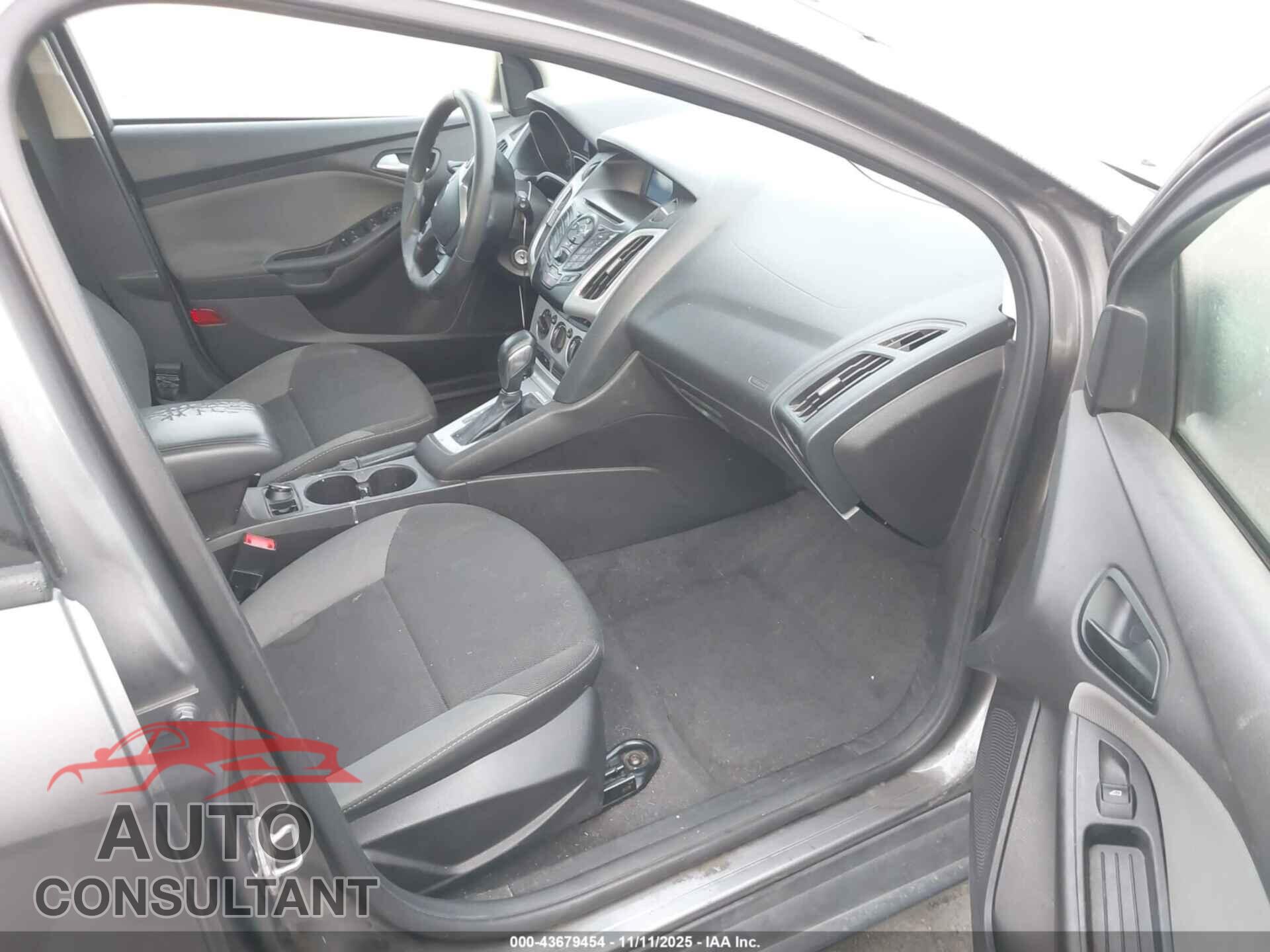 FORD FOCUS 2014 - 1FADP3K26EL277728