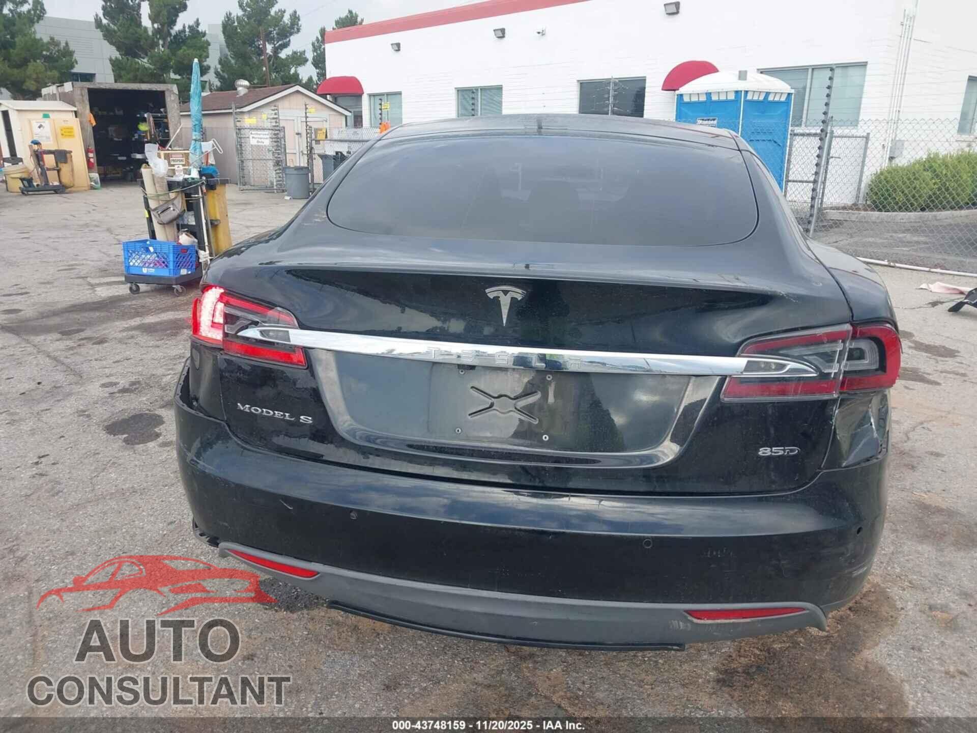 TESLA MODEL S 2015 - 5YJSA1E29FF116703