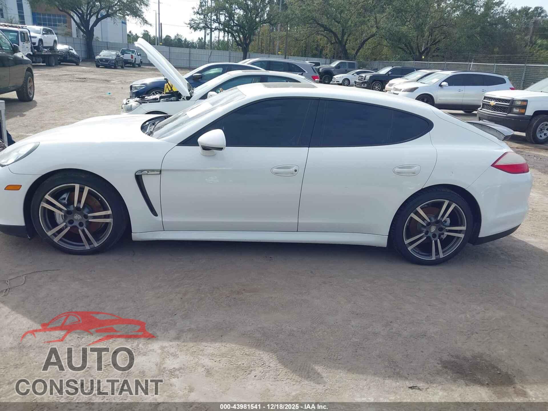 PORSCHE PANAMERA 2012 - WP0AB2A79CL060867