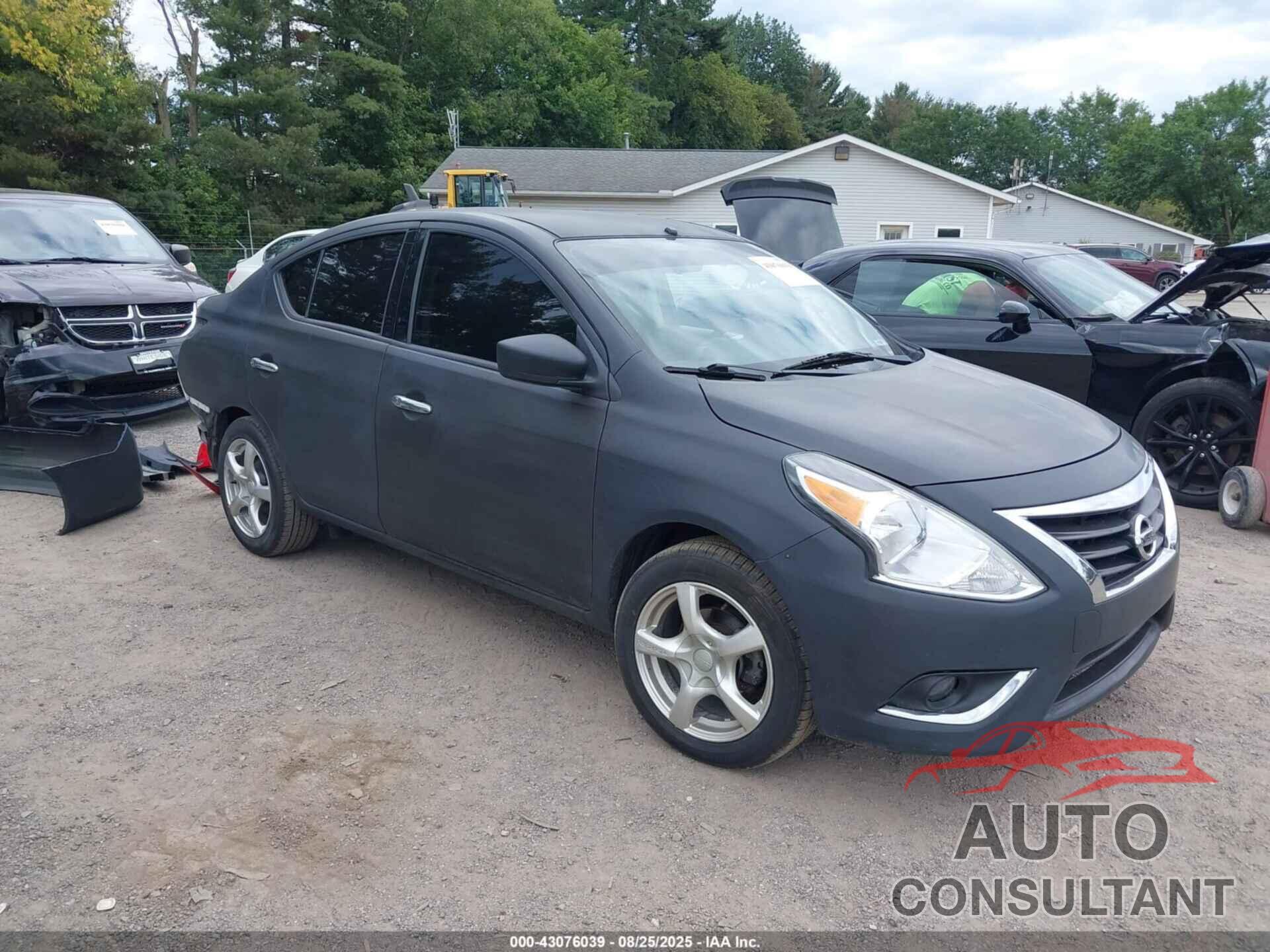 NISSAN VERSA 2019 - 3N1CN7AP8KL874365